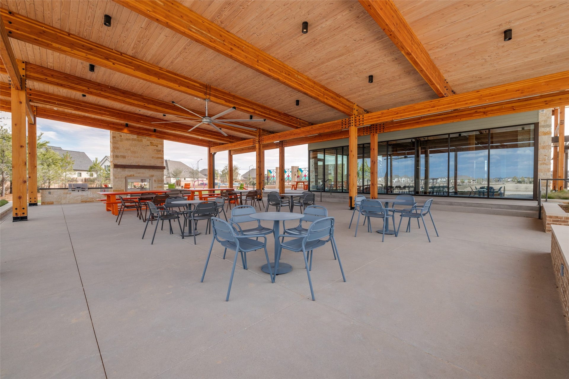 7114 Quaker Meadows Drive, Katy, TX 77493 Host your family's next party at the Lakeside Landing Pavillion