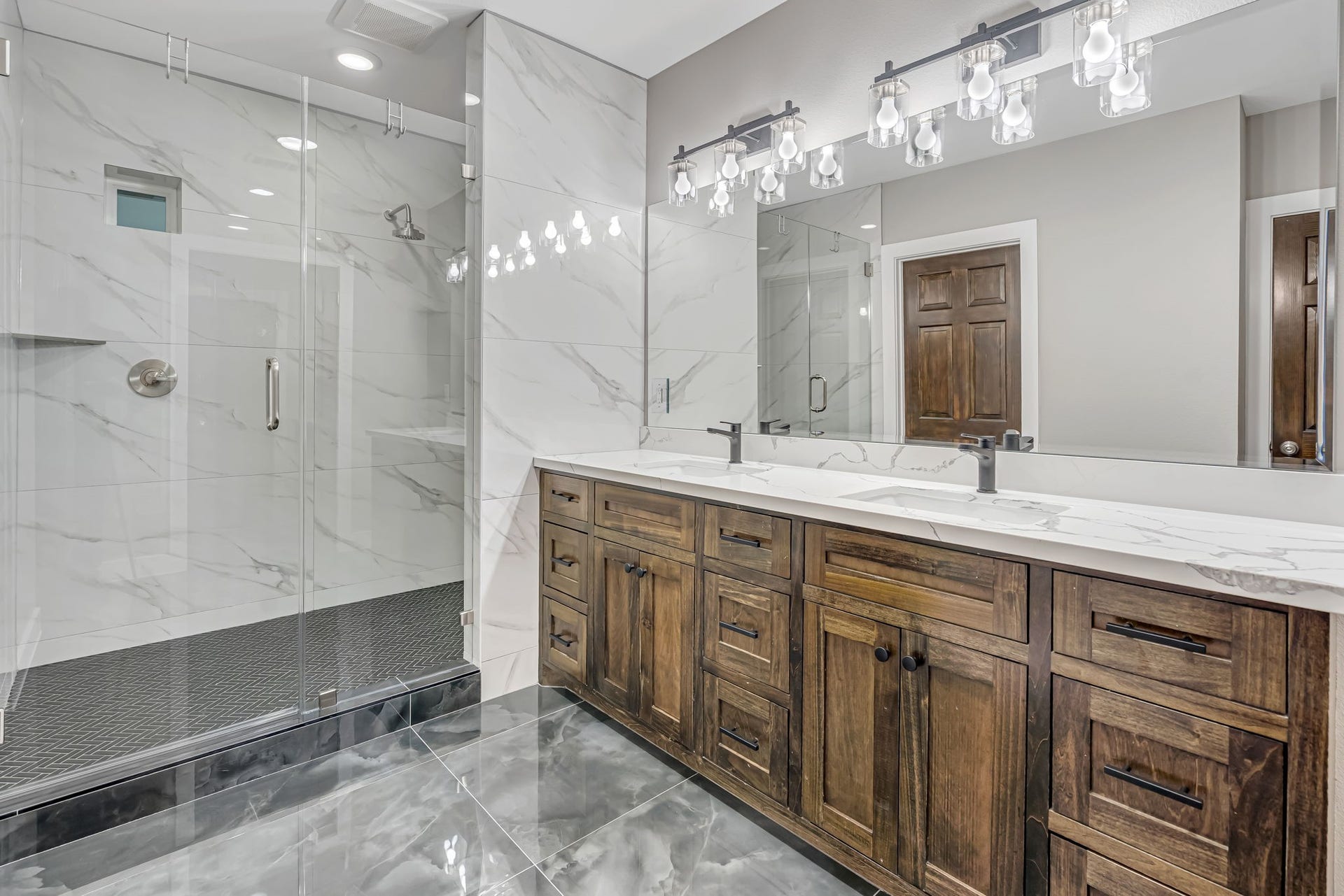 430 N Hutcheson Street, Houston, TX 77003 430 N Hutcheson Street, Houston, TX 77003