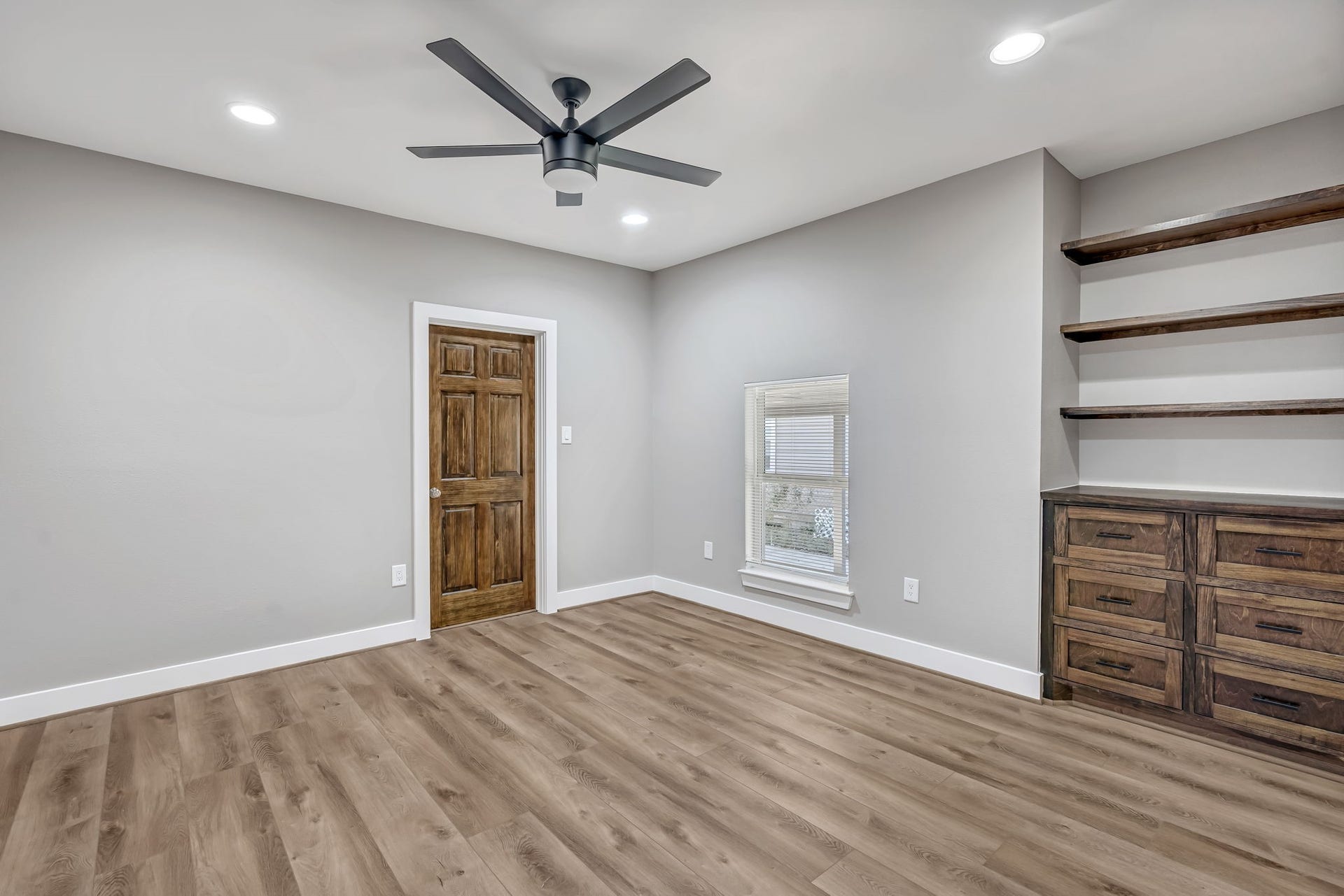 430 N Hutcheson Street, Houston, TX 77003 430 N Hutcheson Street, Houston, TX 77003