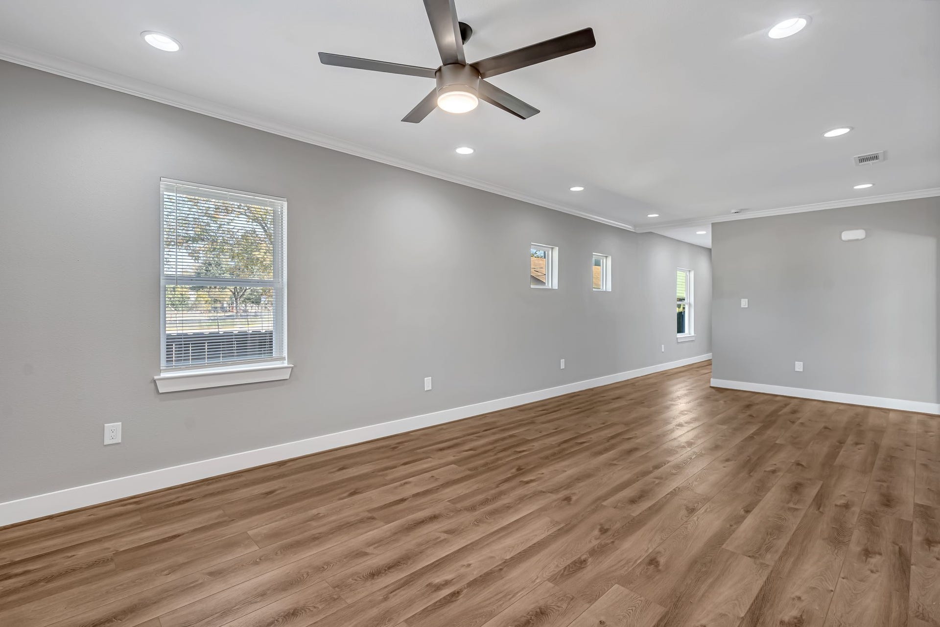 430 N Hutcheson Street, Houston, TX 77003 430 N Hutcheson Street, Houston, TX 77003