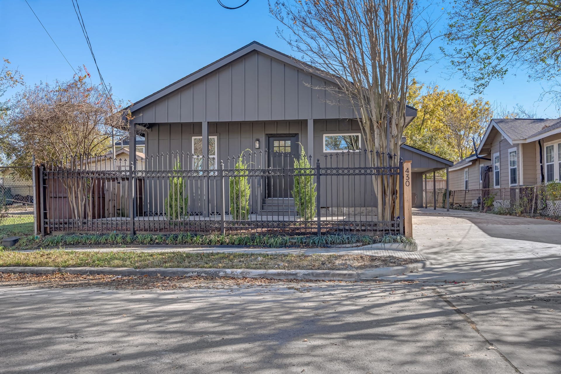 430 N Hutcheson Street, Houston, TX 77003 430 N Hutcheson Street, Houston, TX 77003