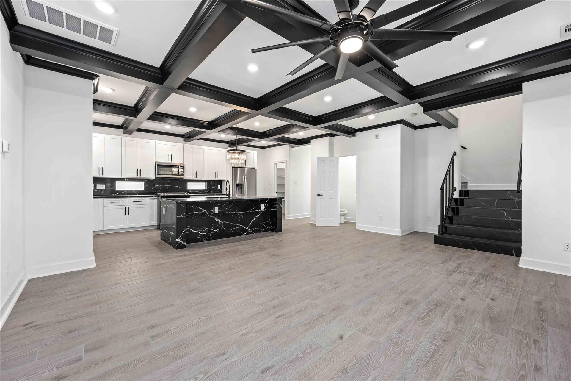 4406 Oats Street, #B, Houston, TX 77020