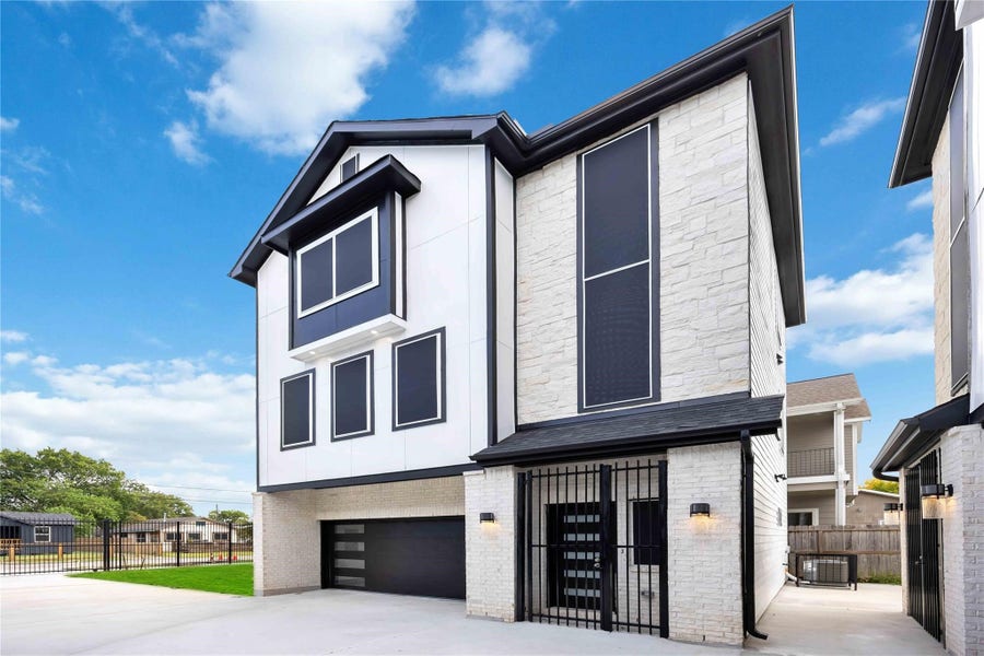 Property photo for 4406 Oats Street, #B, Houston, TX