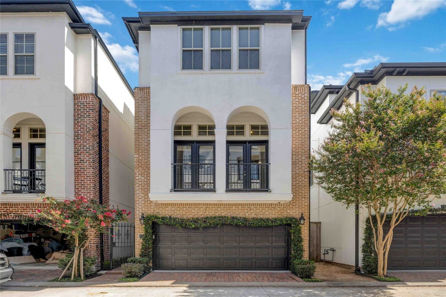 Property photo for 5723 Arabelle Lake, Houston, TX