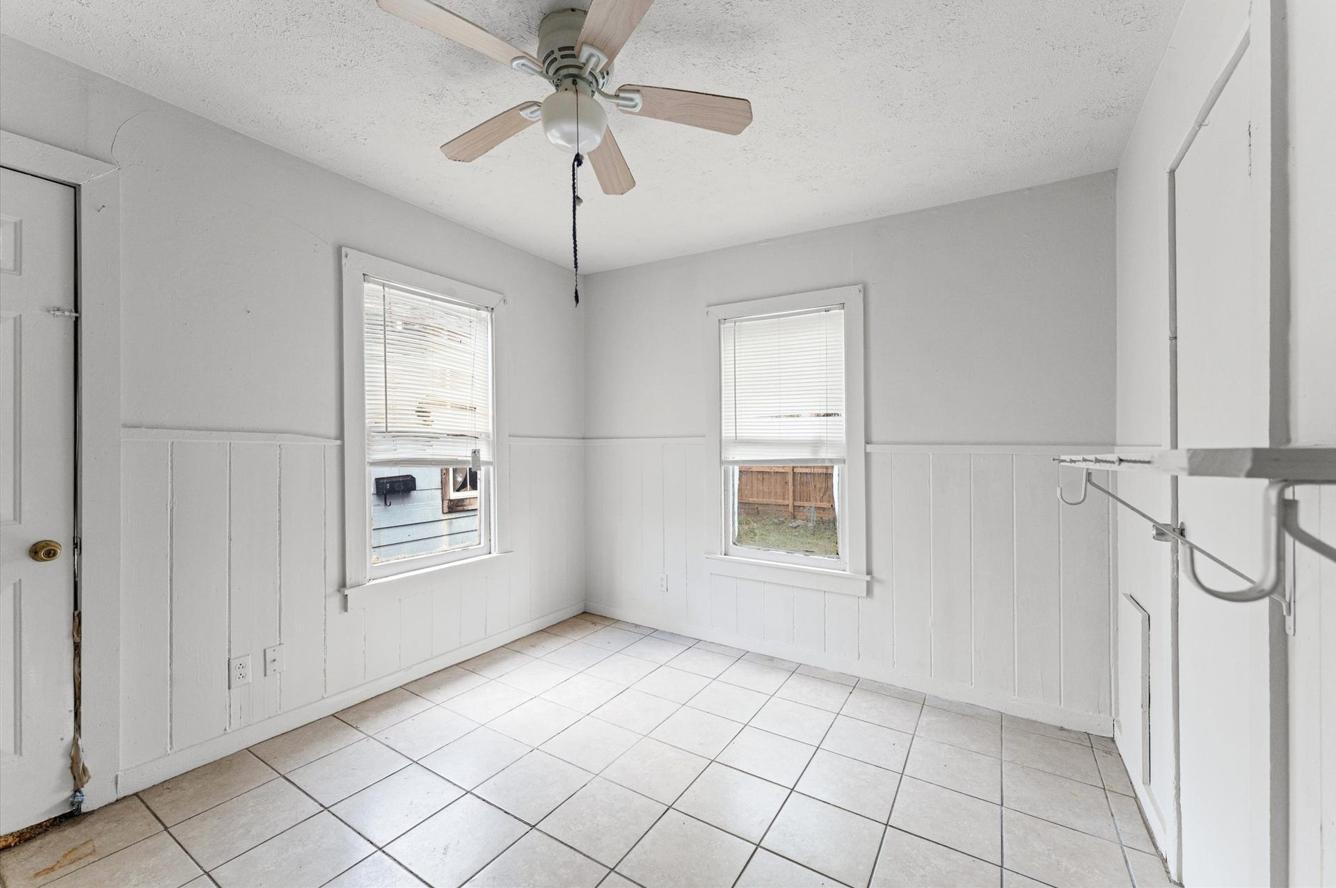 110 E 44th Street, Houston, TX 77018