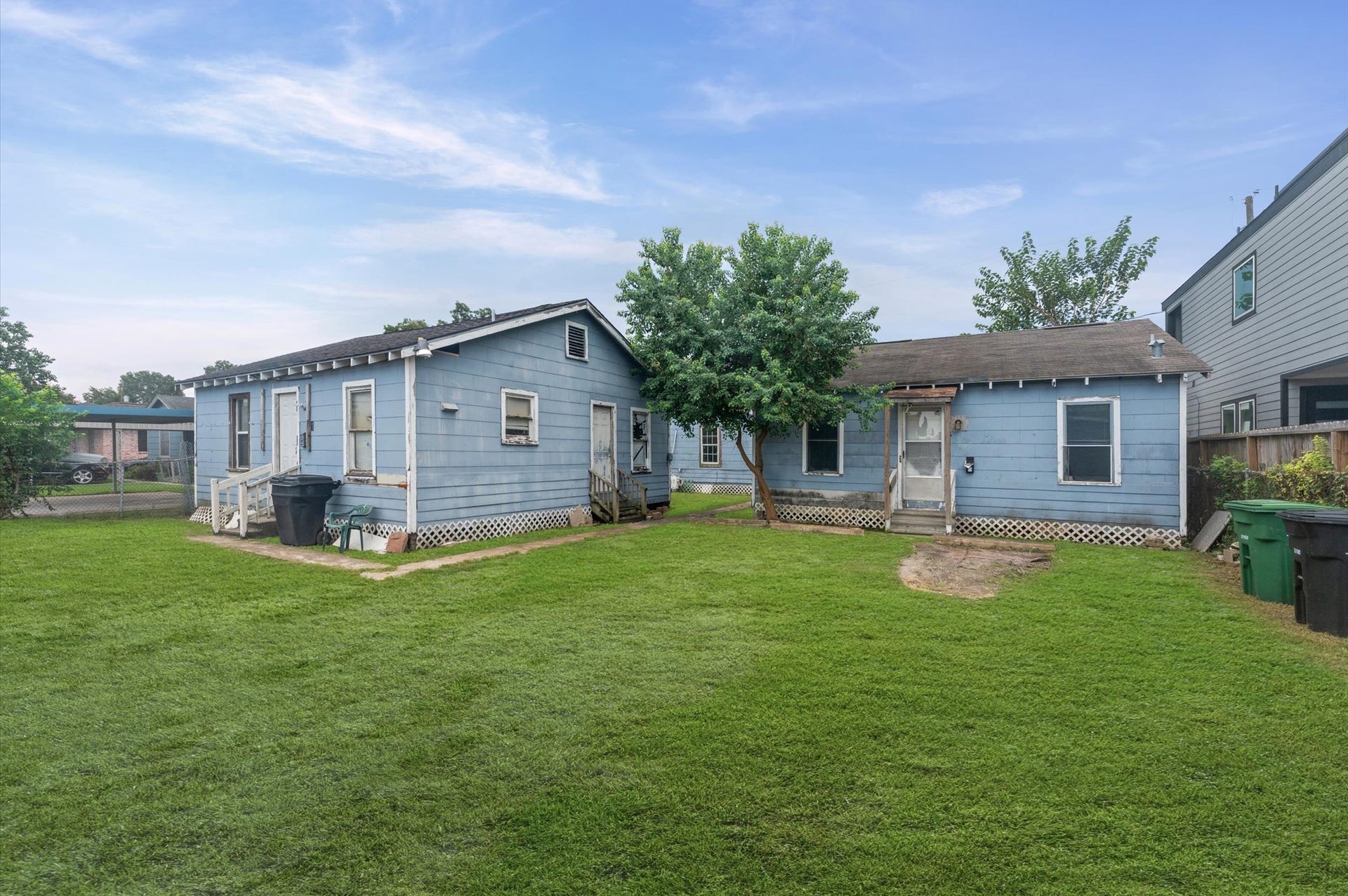 110 E 44th Street, Houston, TX 77018