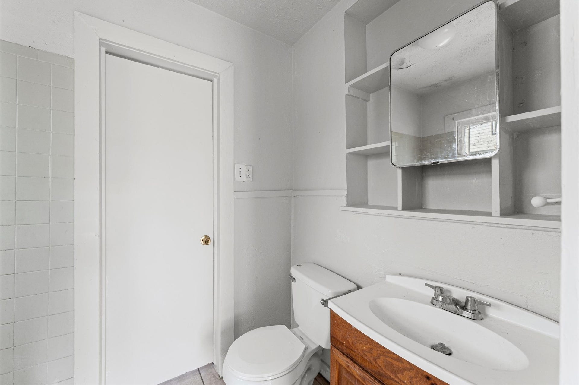 110 E 44th Street, Houston, TX 77018