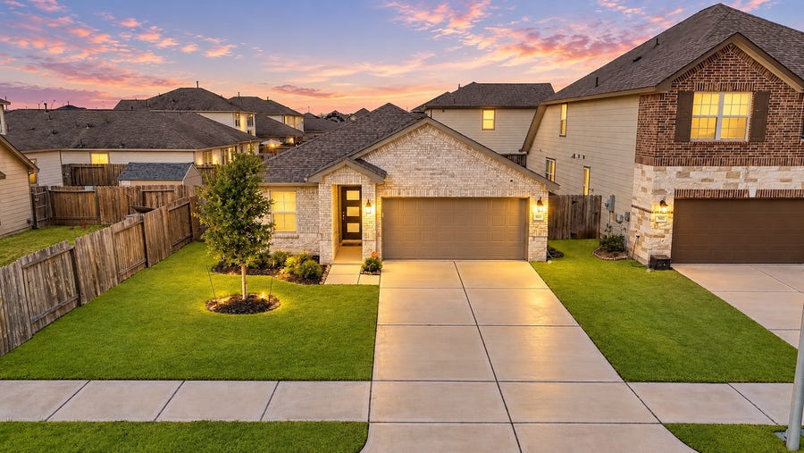 Property photo for 903 Pismo Lane, Rosharon, TX