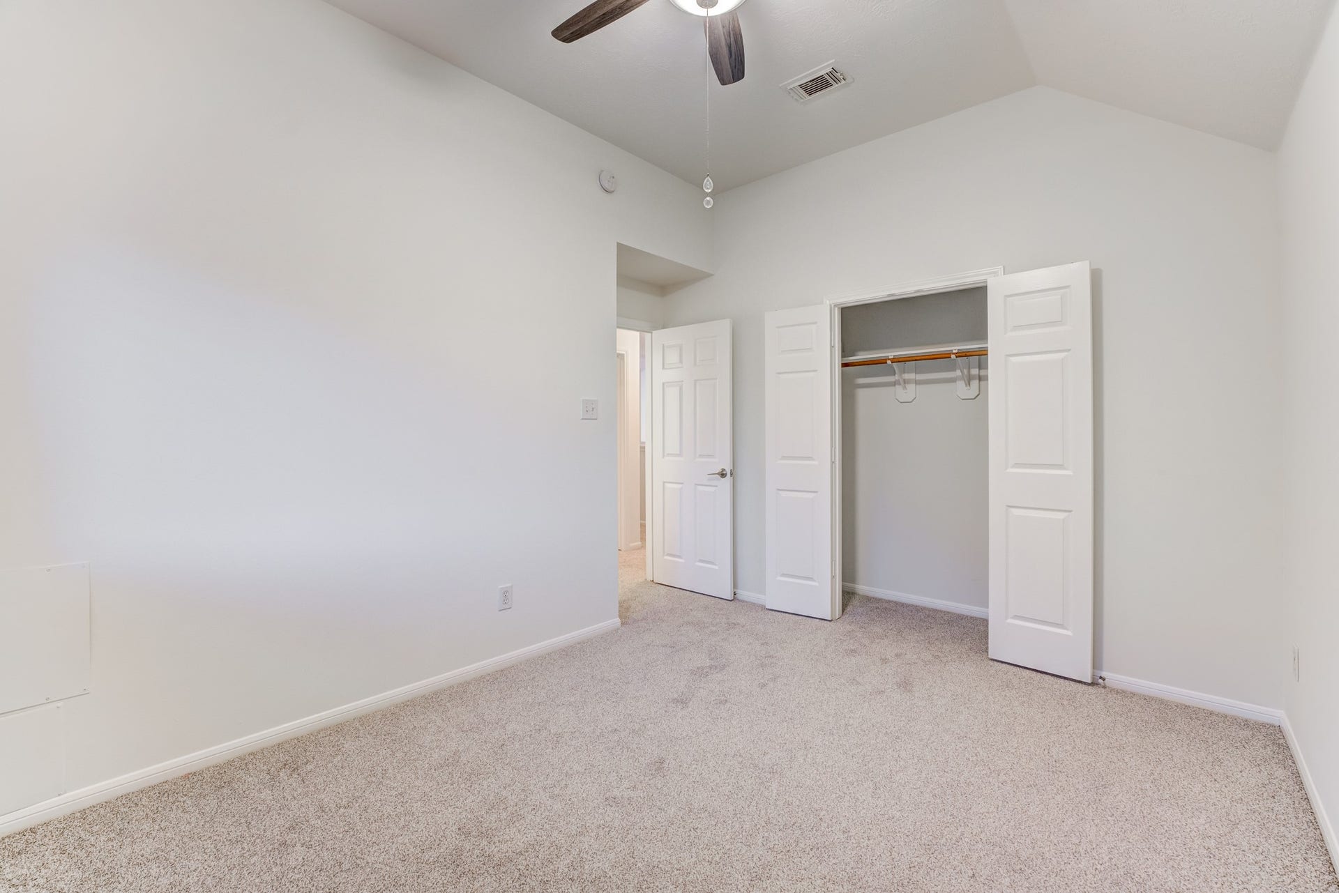 2706 Sun Beam Court, Pearland, TX 77584 2706 Sun Beam Court, Pearland, TX 77584
