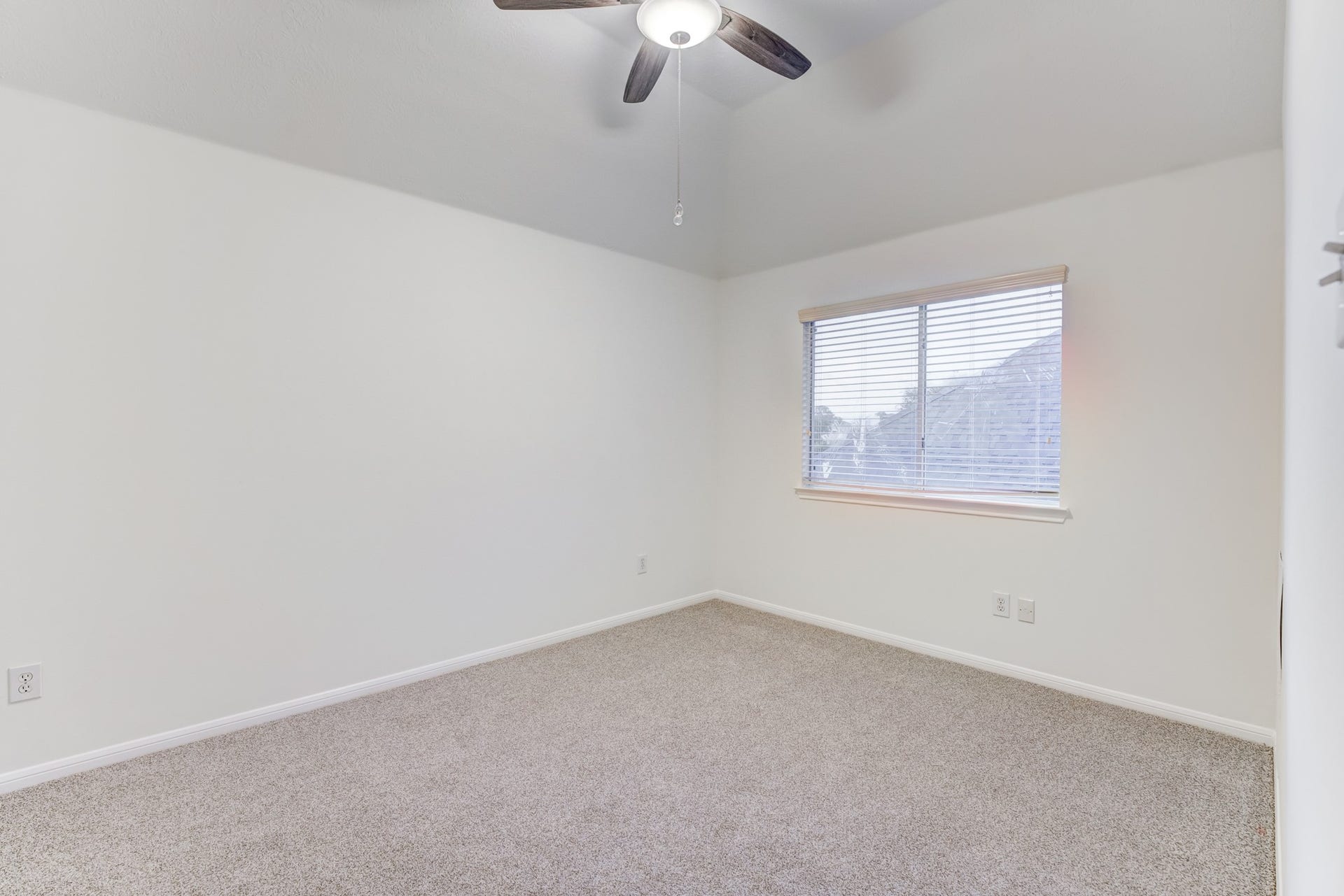 2706 Sun Beam Court, Pearland, TX 77584 2706 Sun Beam Court, Pearland, TX 77584