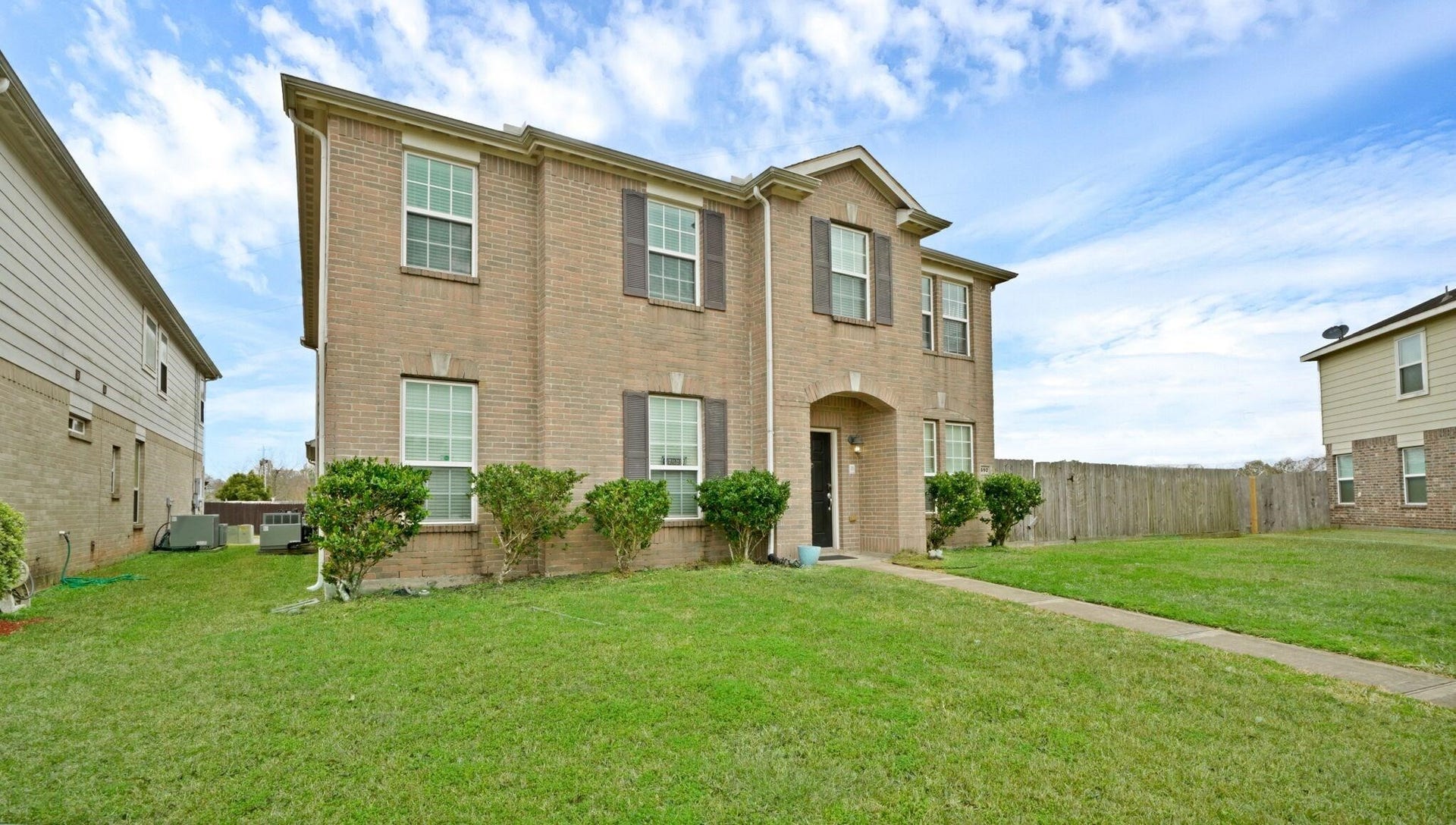 692 Casual Lane, League City, TX 77573 692 Casual Lane, League City, TX 77573