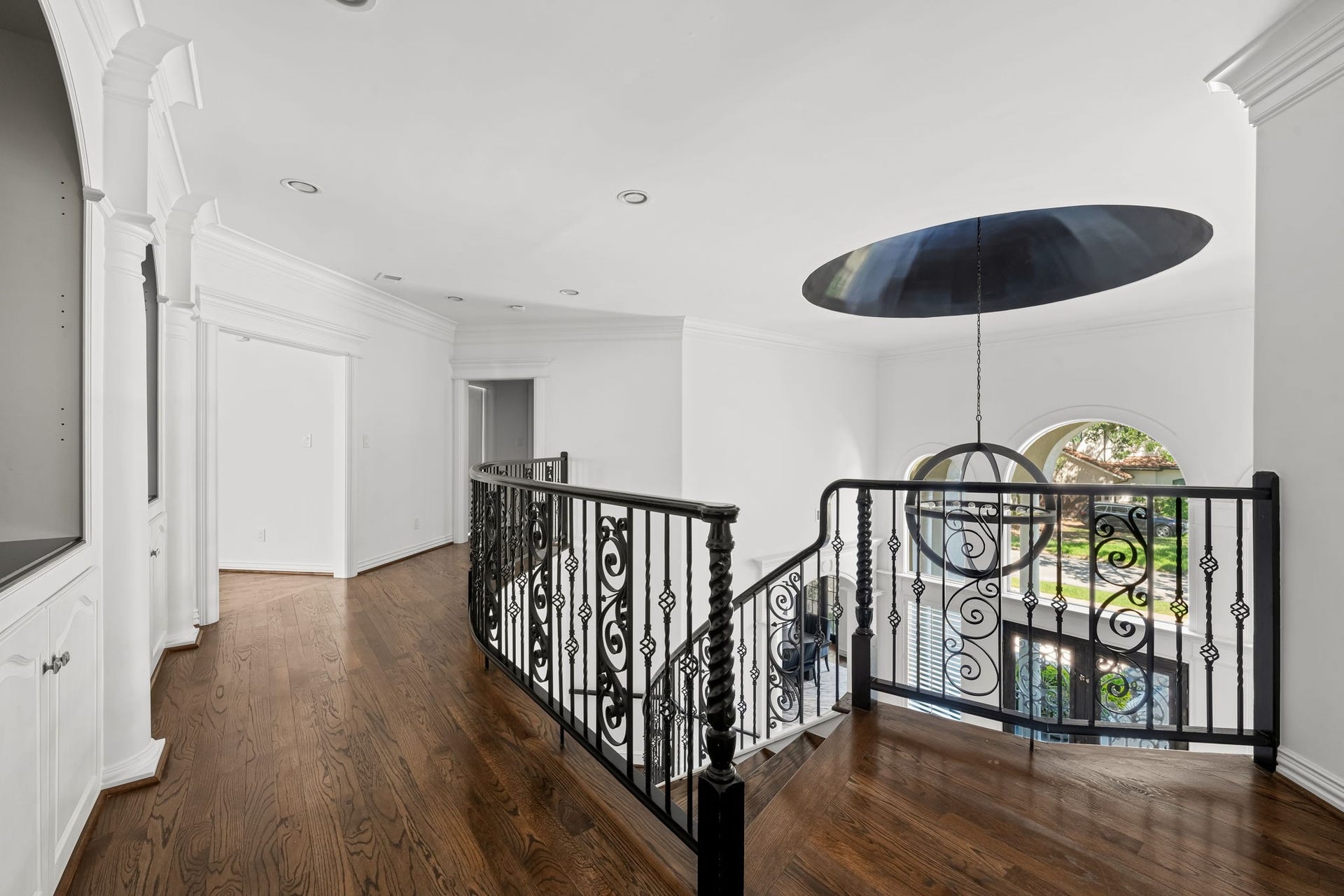 520 S 3rd Street, Bellaire, TX 77401