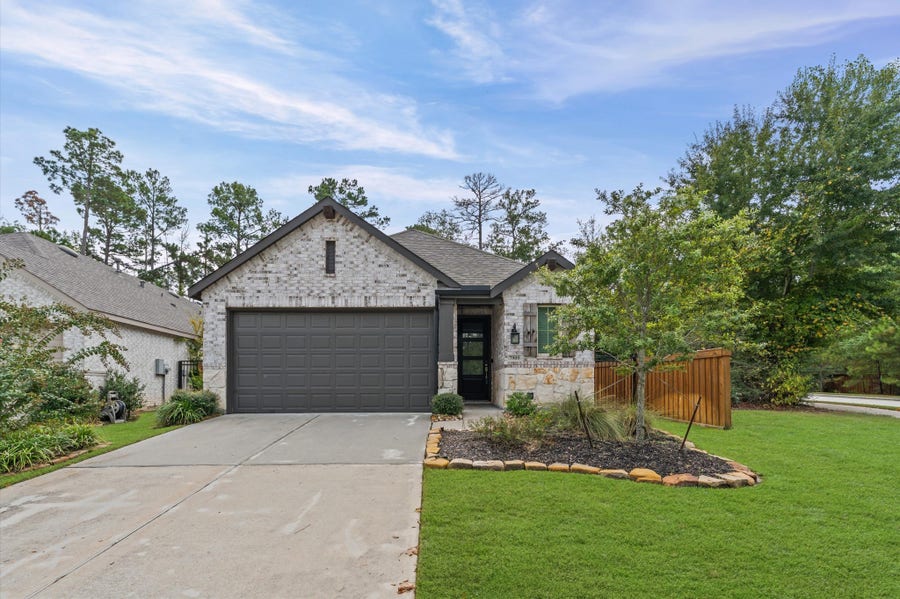 Property photo for 7909 Wild Thicket Drive, Magnolia, TX