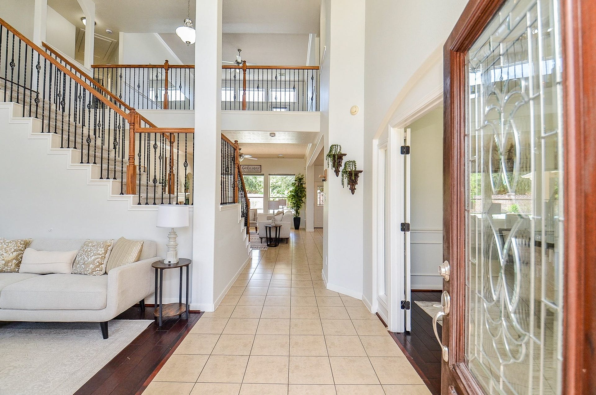 723 Overdell Drive, Sugar Land, TX 77479 723 Overdell Drive, Sugar Land, TX 77479
