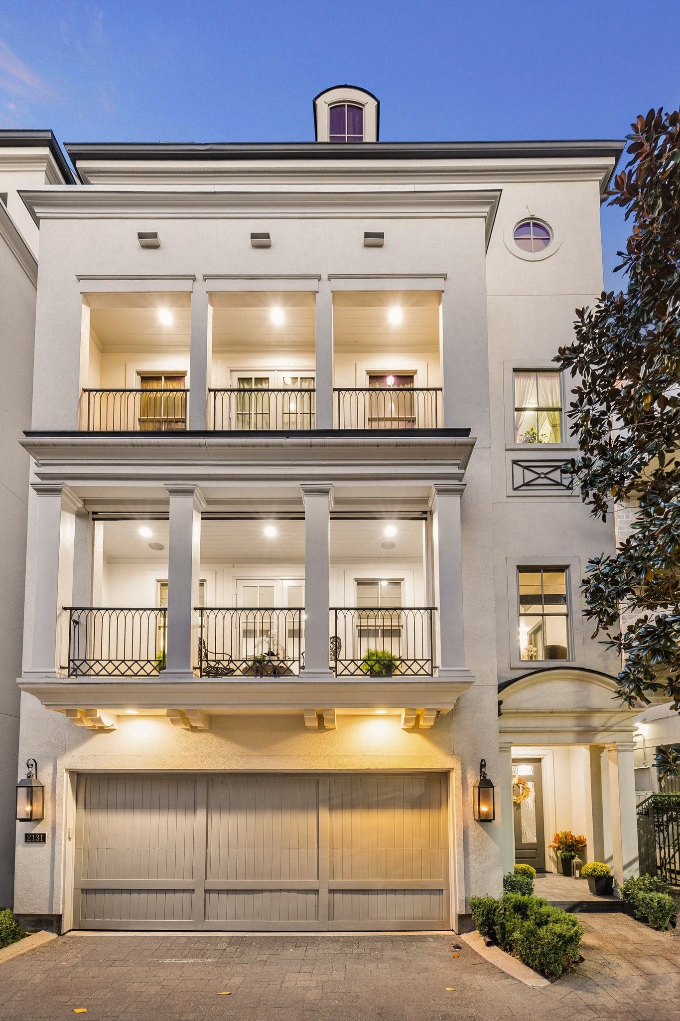 2131 Bancroft Street, Houston, TX 77027 Welcome to 2131 Bancroft! Exceptional Pelican Builders residence in an exclusive gated enclave of just 18 homes, offering over 4,000 SF, 34 bedrooms, 4.5 baths, a private elevator, game room, study, and sophisticated luxury living in Houstons Inner Loop.