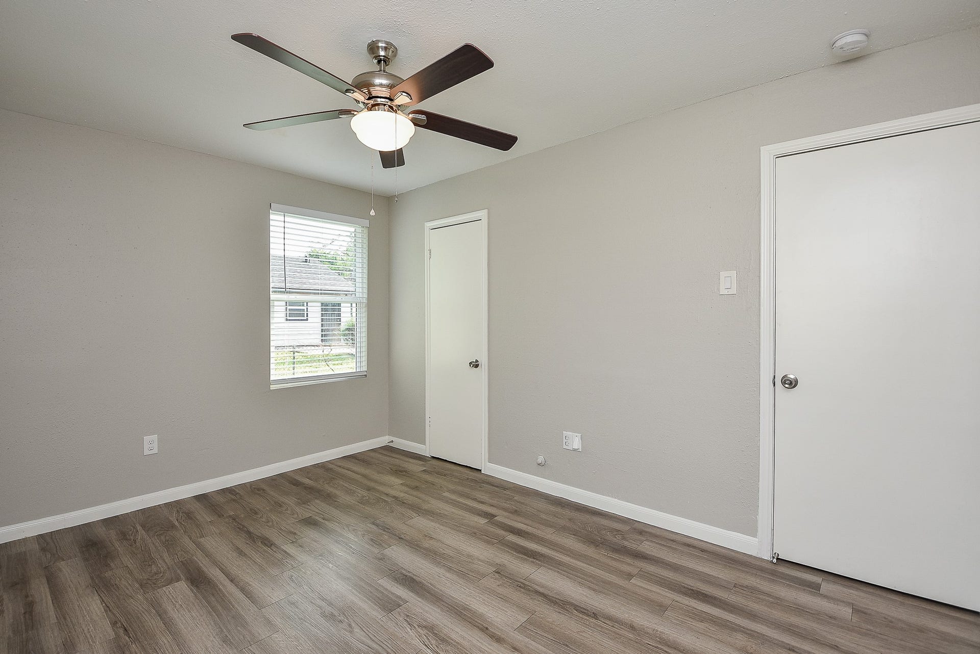 3710 Dreyfus Street, Houston, TX 77021 3710 Dreyfus Street, Houston, TX 77021
