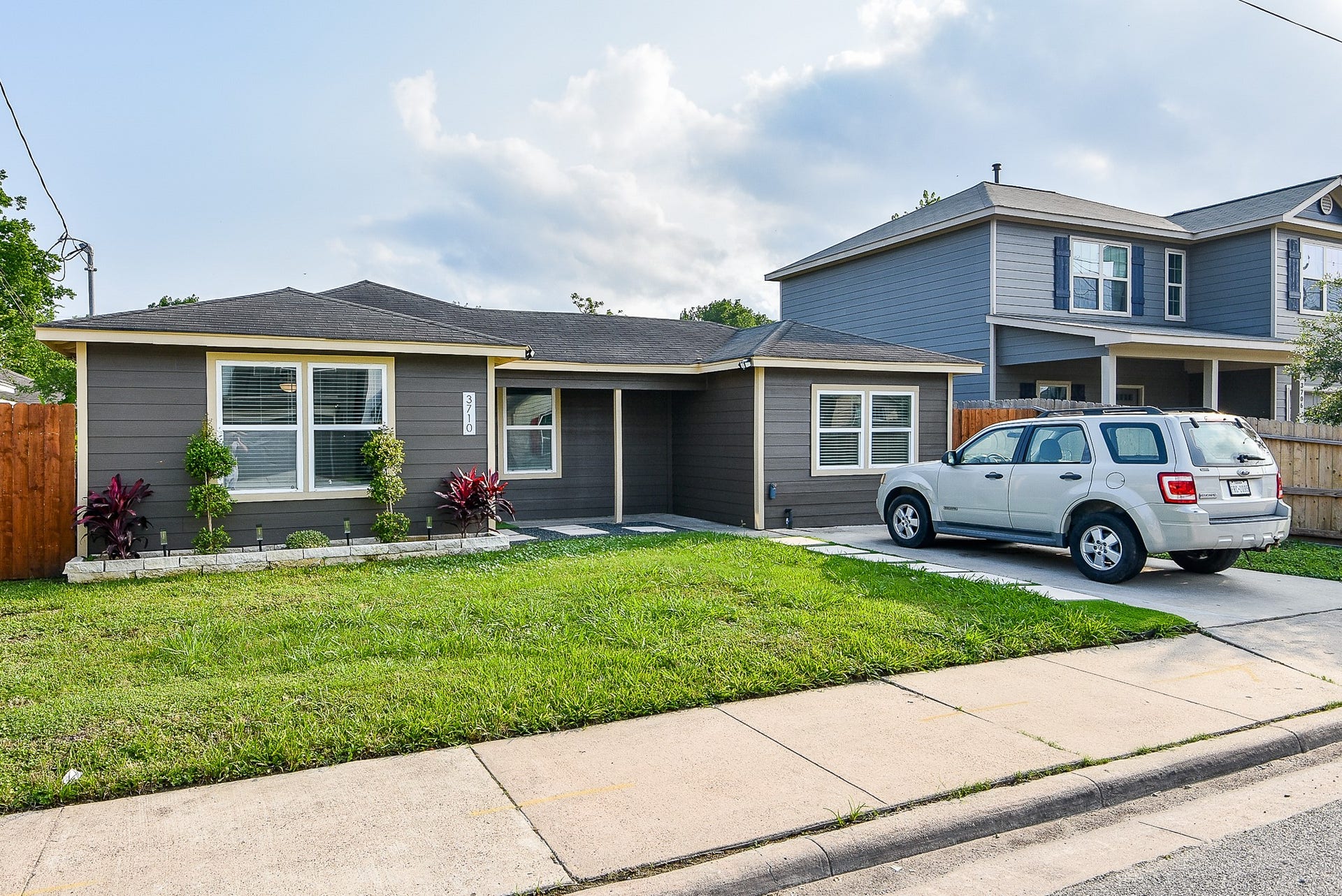 3710 Dreyfus Street, Houston, TX 77021 3710 Dreyfus Street, Houston, TX 77021