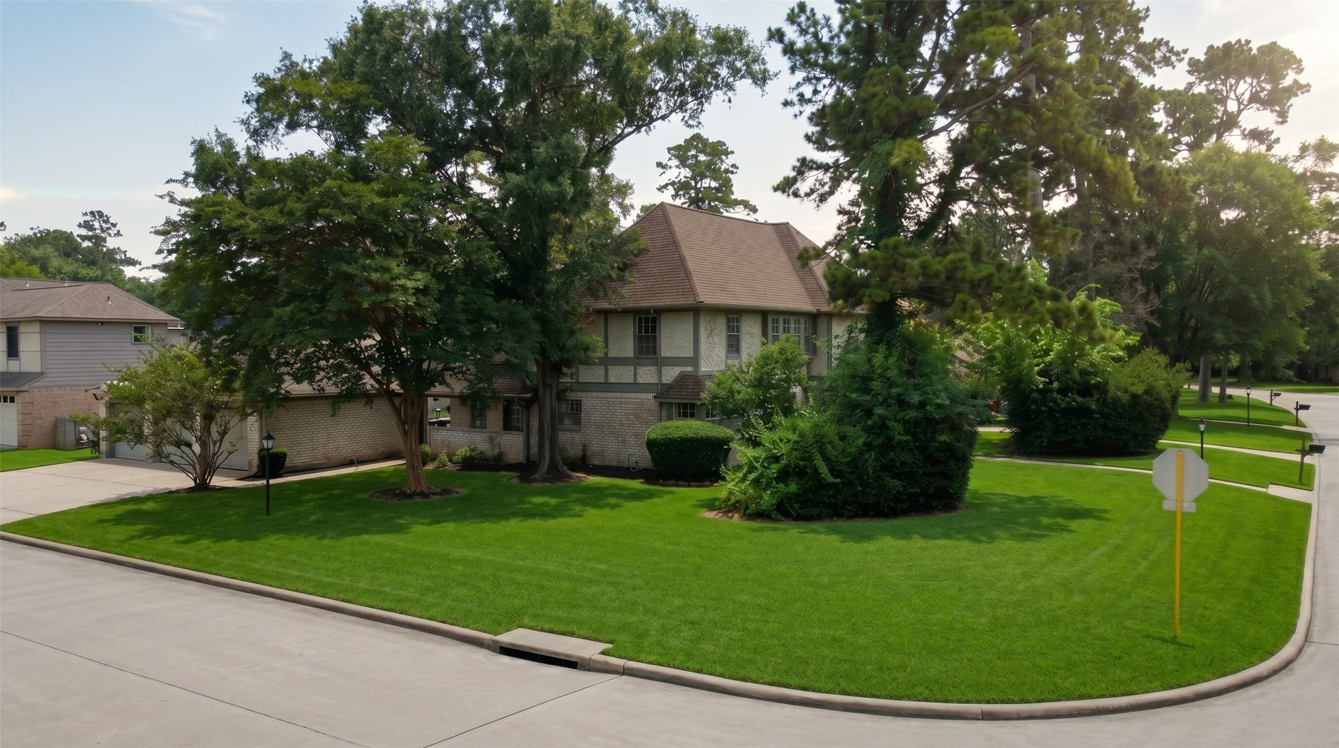 16214 Sir William Drive, Spring, TX 77379