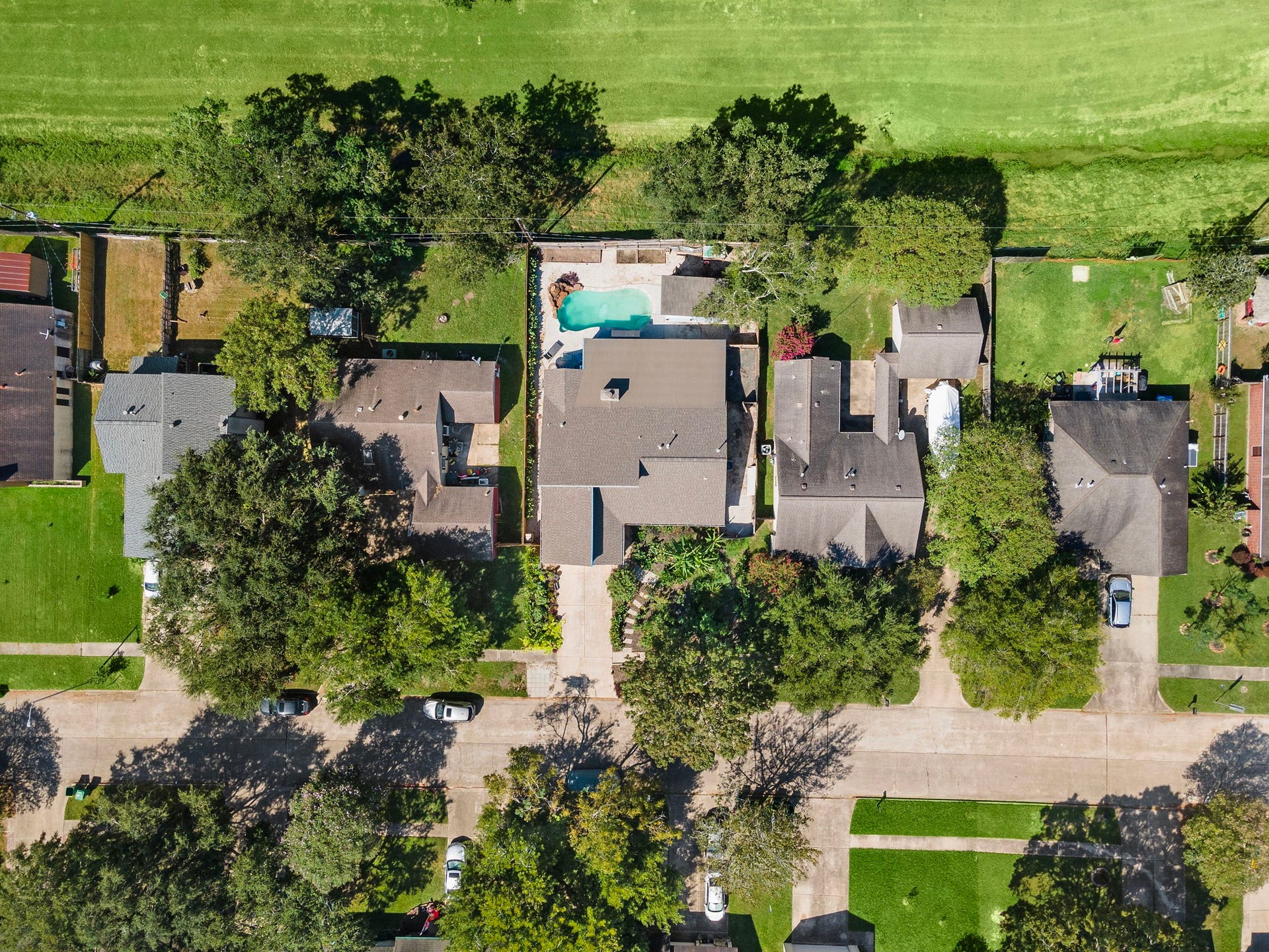 4522 Albatross Drive, Seabrook, TX 77586