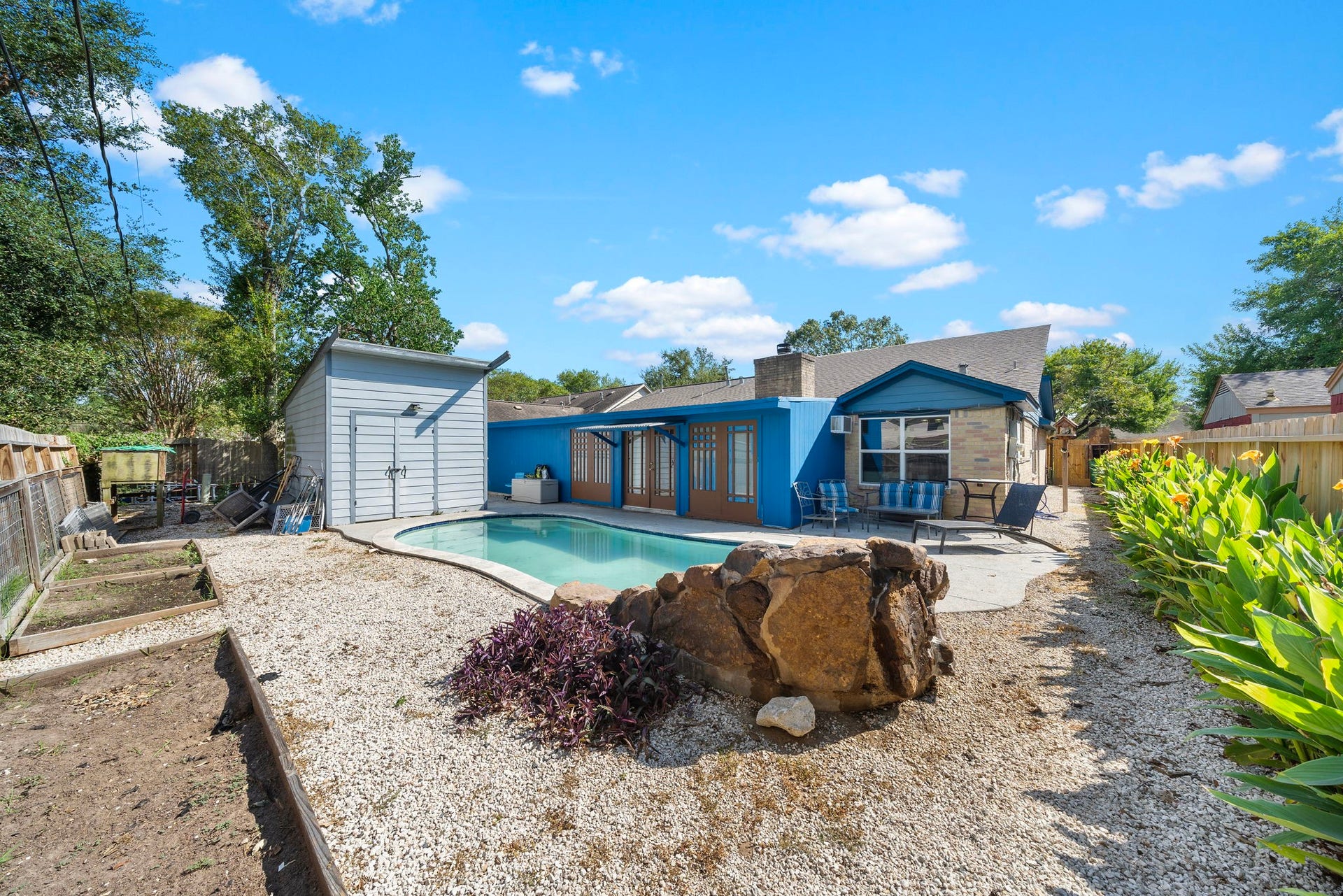 4522 Albatross Drive, Seabrook, TX 77586