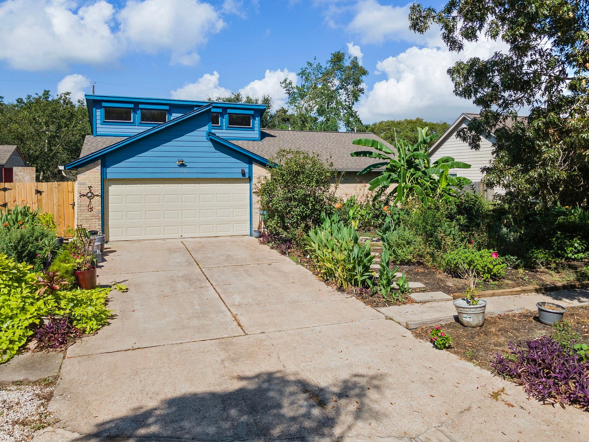 4522 Albatross Drive, Seabrook, TX 77586