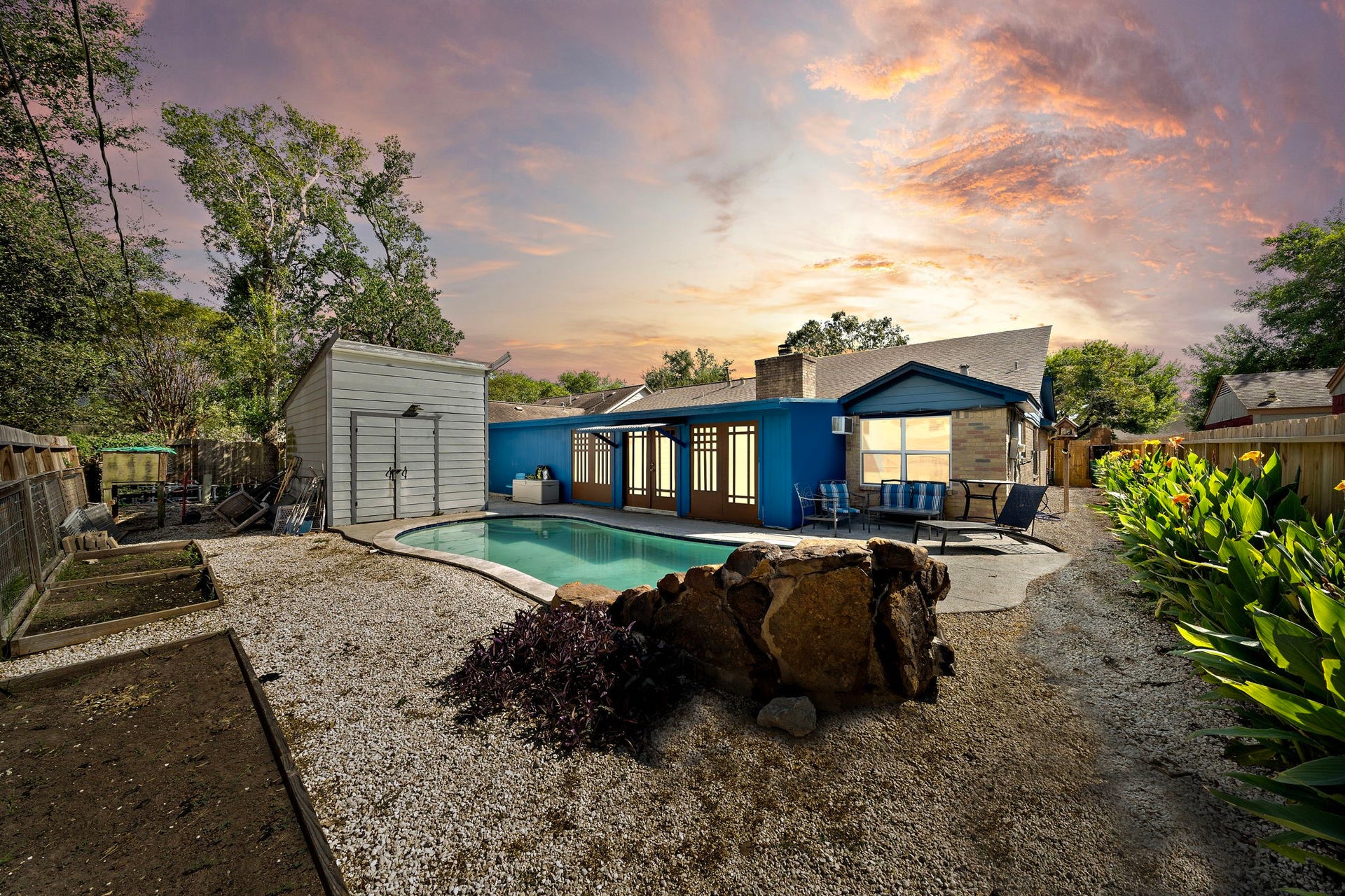 4522 Albatross Drive, Seabrook, TX 77586
