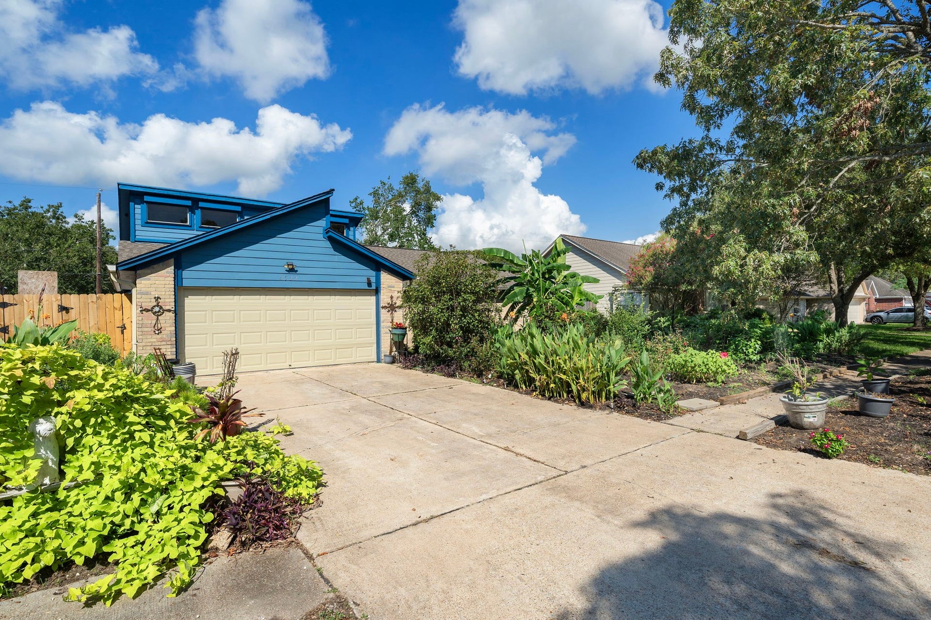 4522 Albatross Drive, Seabrook, TX 77586