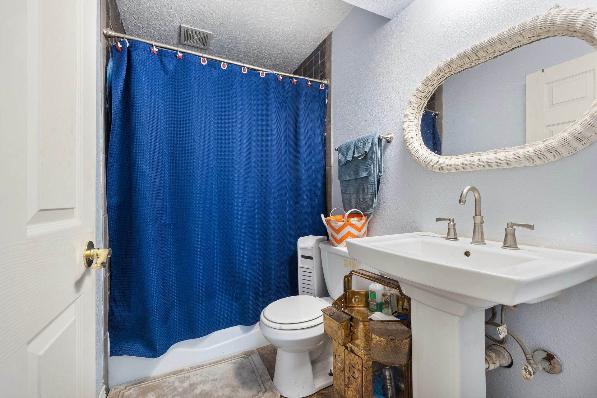 4522 Albatross Drive, Seabrook, TX 77586
