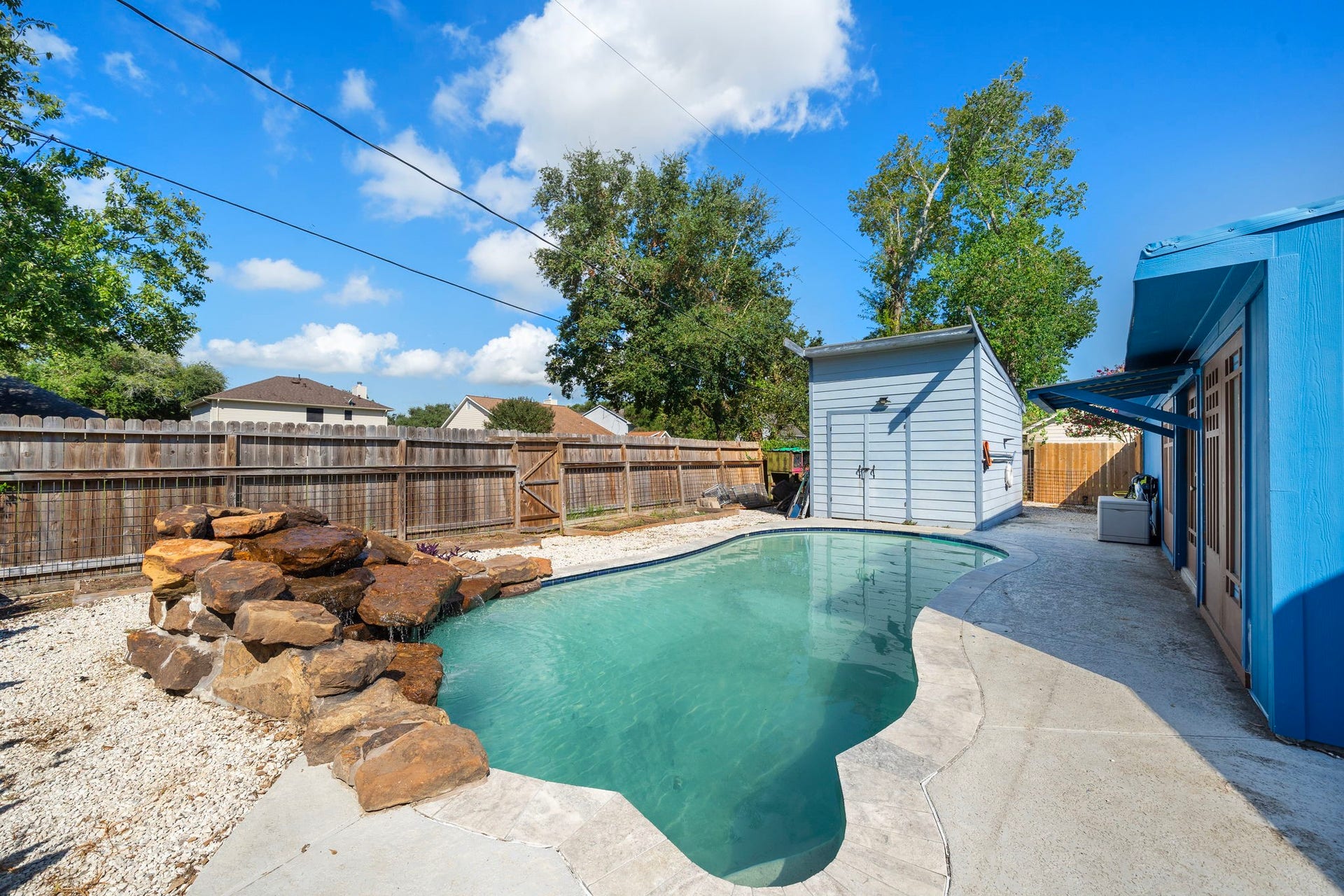 4522 Albatross Drive, Seabrook, TX 77586