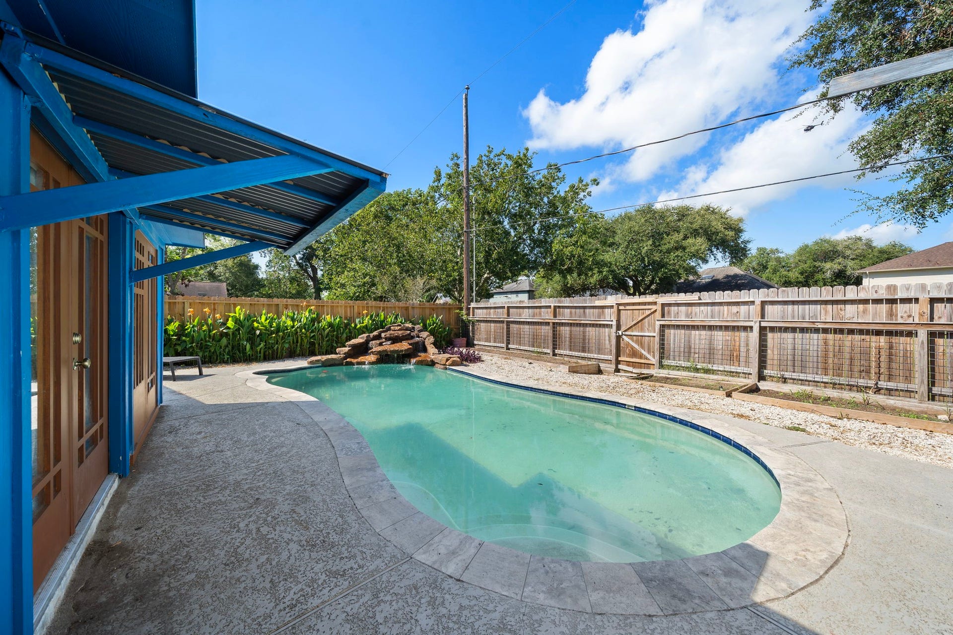 4522 Albatross Drive, Seabrook, TX 77586