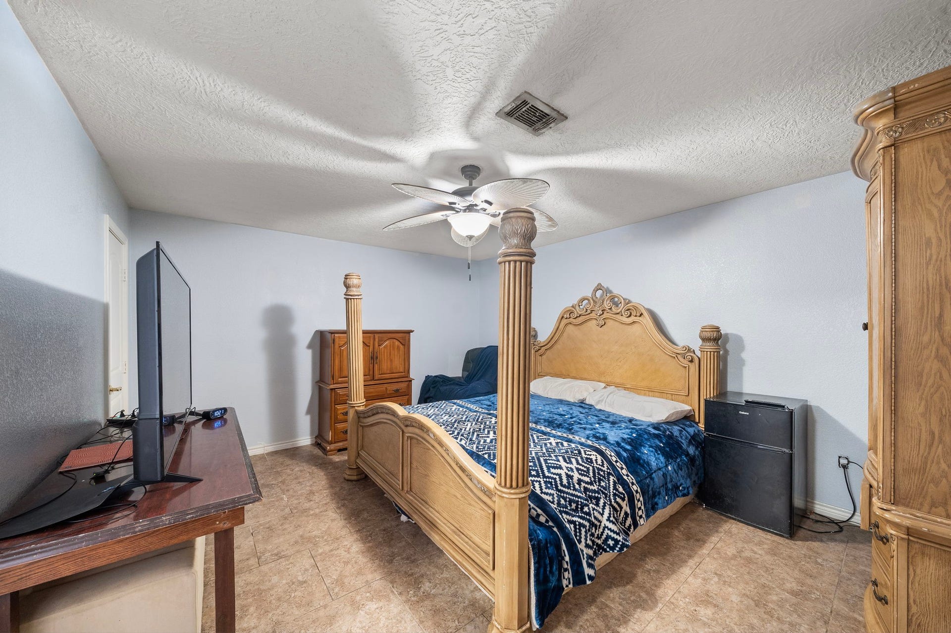 4522 Albatross Drive, Seabrook, TX 77586