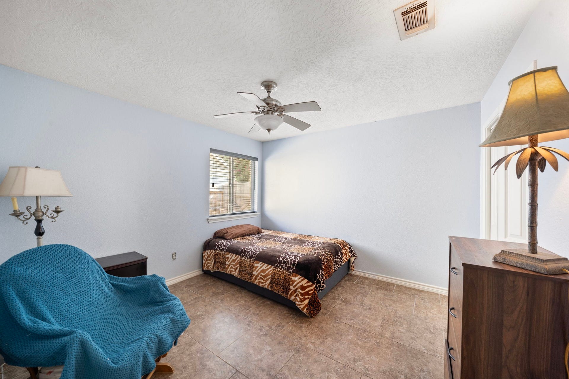 4522 Albatross Drive, Seabrook, TX 77586