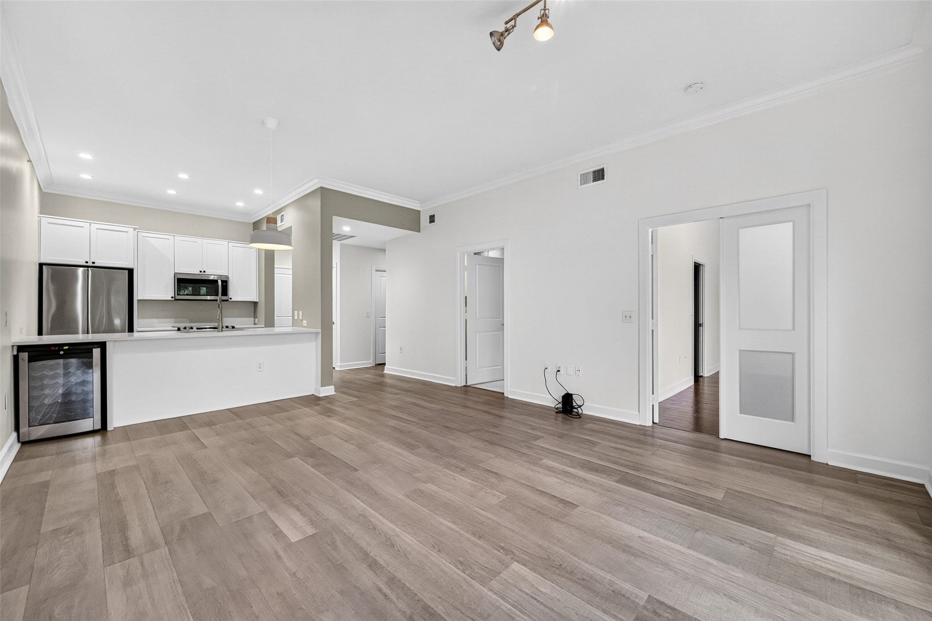 100 Willard Street, #21, Houston, TX 77006 100 Willard Street, #21, Houston, TX 77006