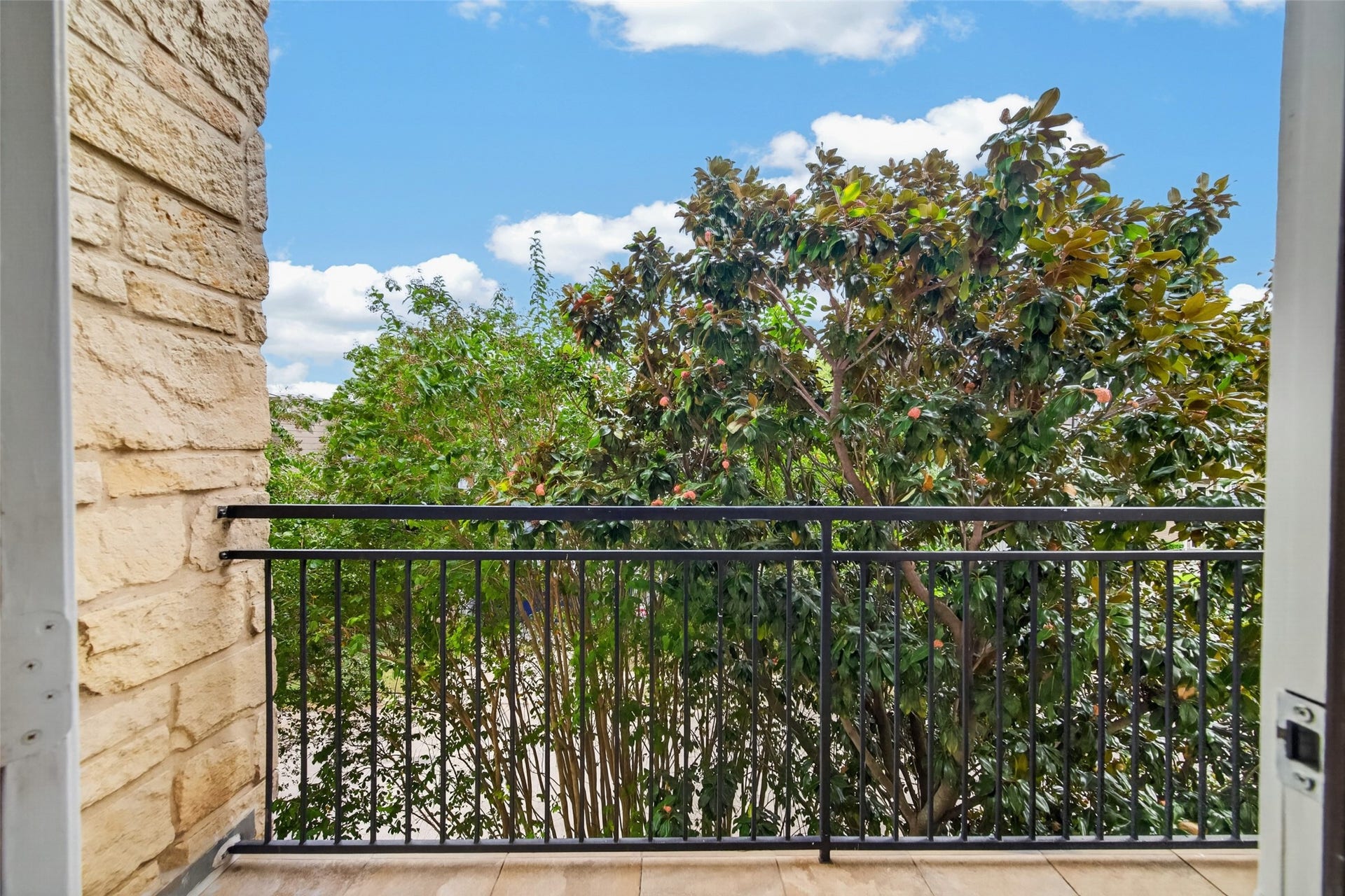 100 Willard Street, #21, Houston, TX 77006 100 Willard Street, #21, Houston, TX 77006