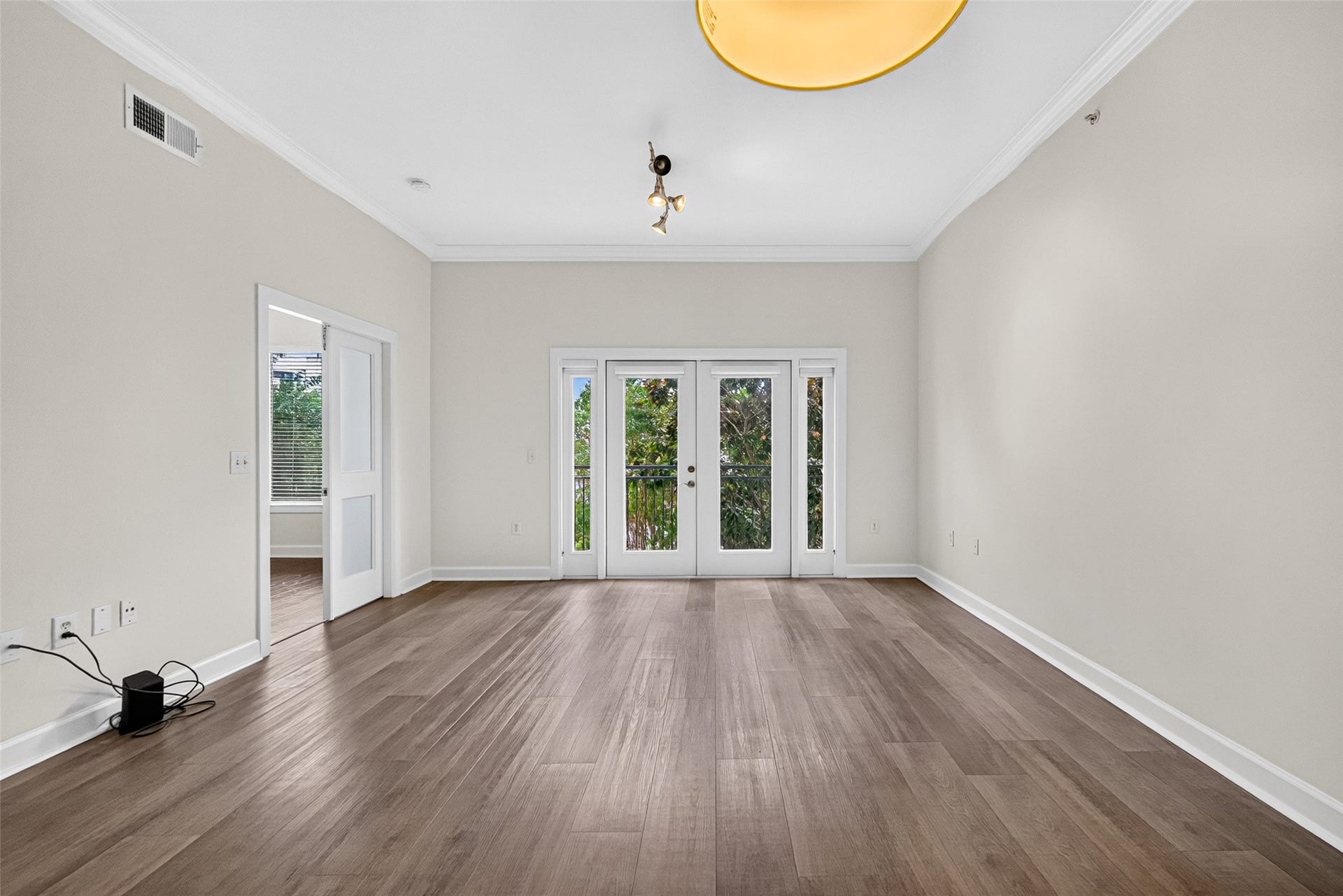 100 Willard Street, #21, Houston, TX 77006 100 Willard Street, #21, Houston, TX 77006