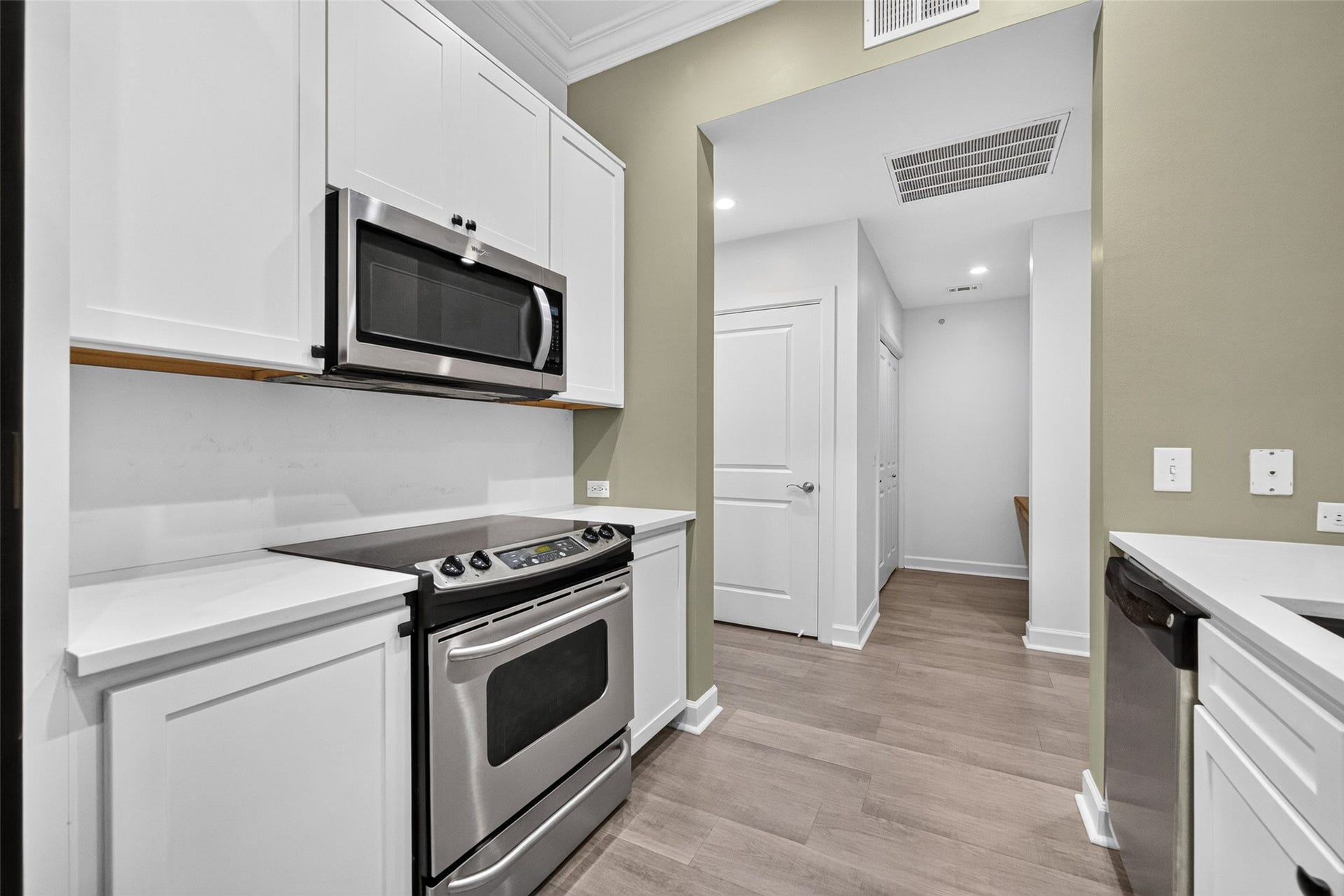 100 Willard Street, #21, Houston, TX 77006 100 Willard Street, #21, Houston, TX 77006