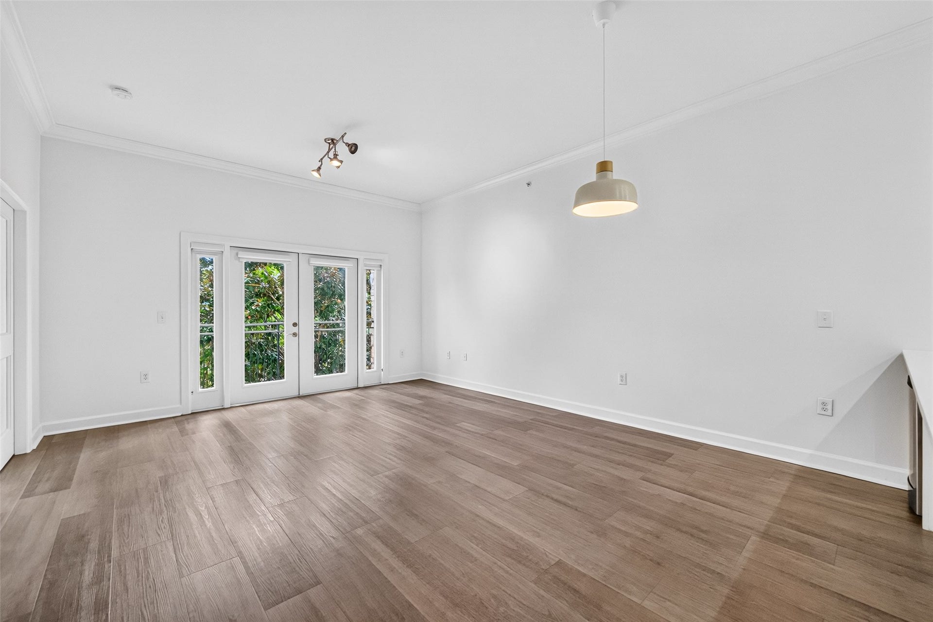 100 Willard Street, #21, Houston, TX 77006 100 Willard Street, #21, Houston, TX 77006
