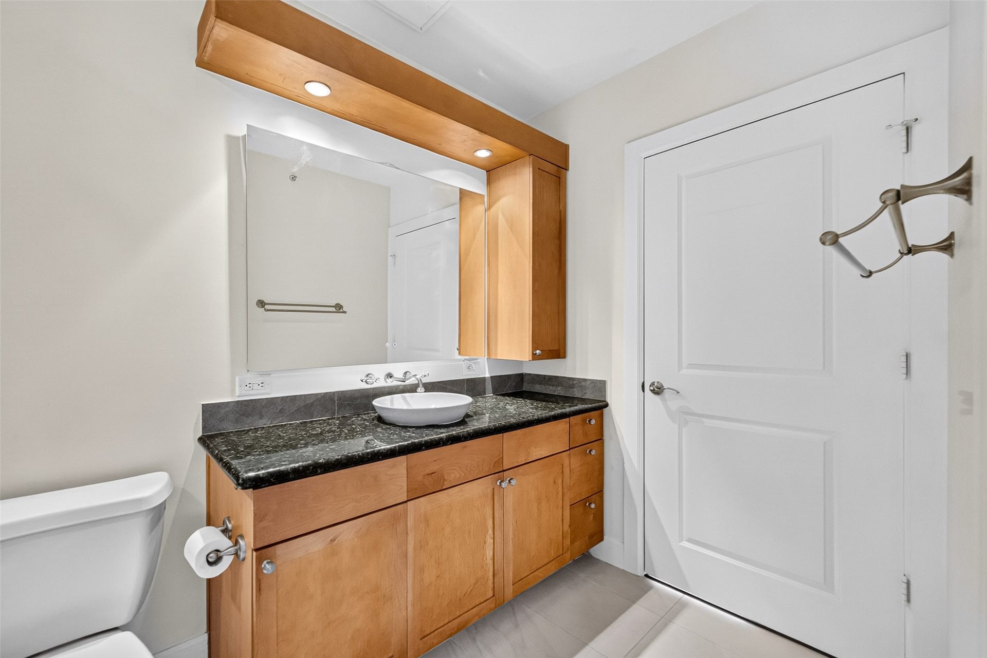 100 Willard Street, #21, Houston, TX 77006 100 Willard Street, #21, Houston, TX 77006