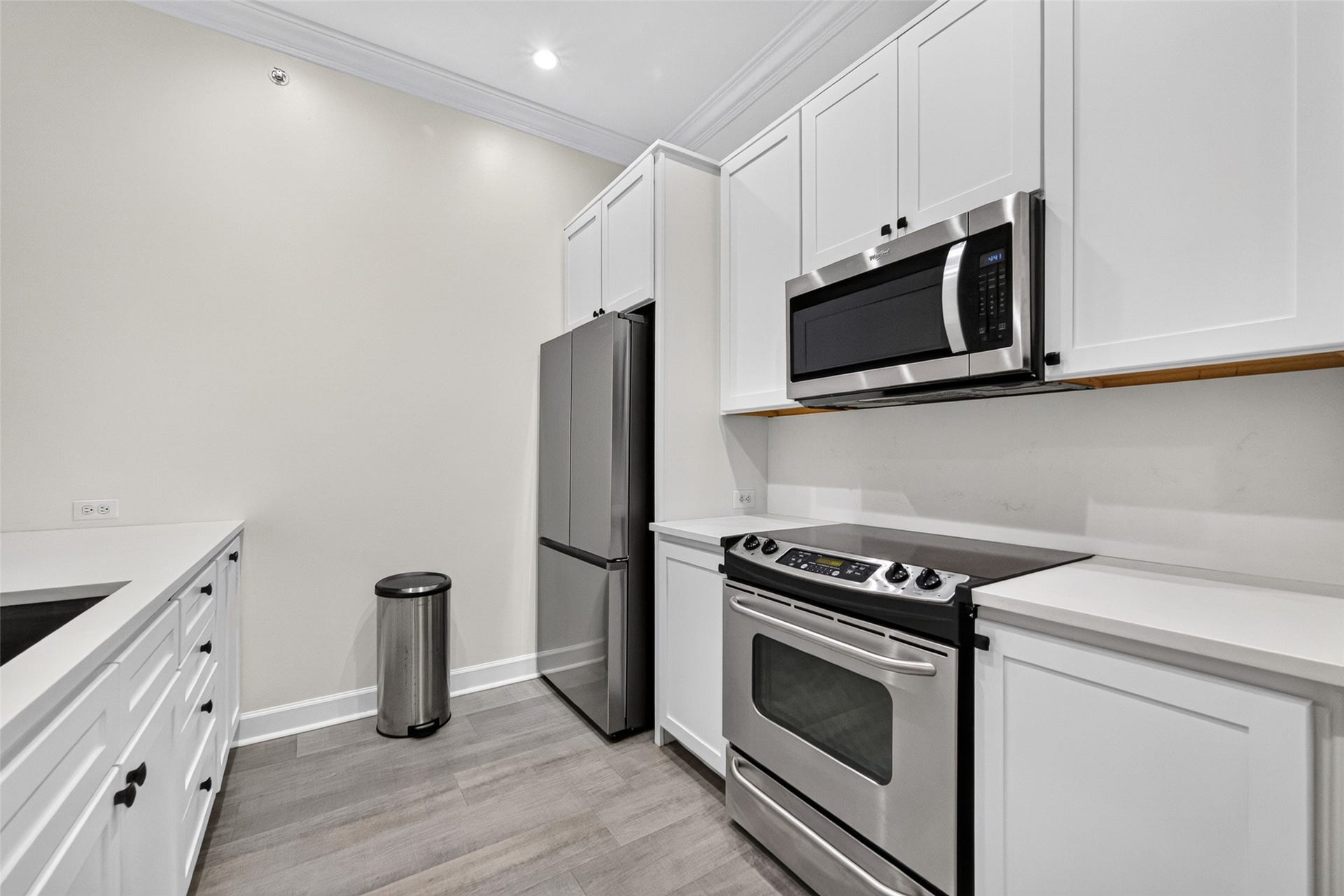 100 Willard Street, #21, Houston, TX 77006 100 Willard Street, #21, Houston, TX 77006