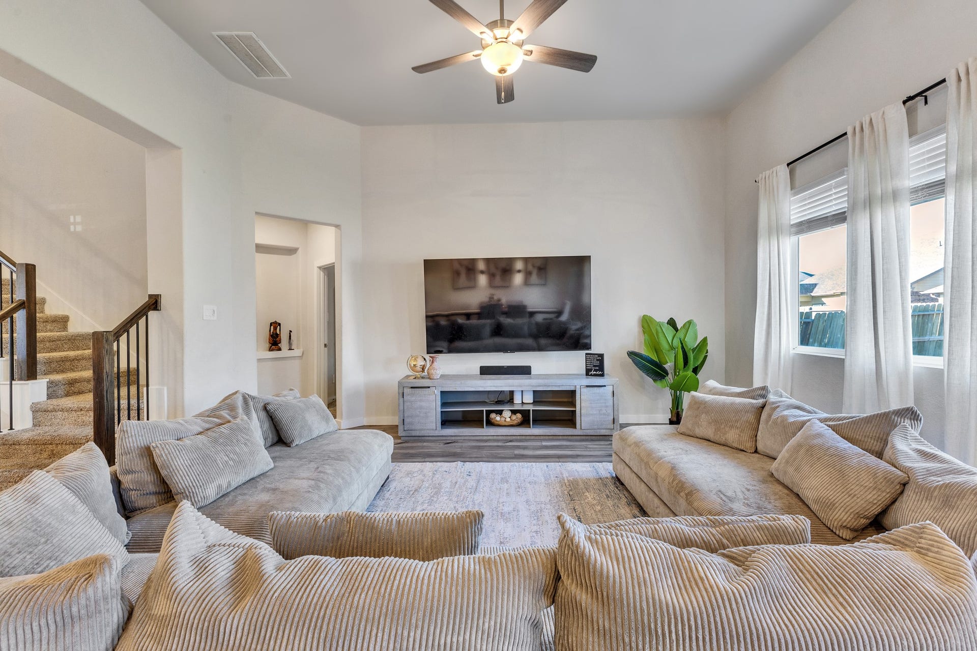 10842 Bodie Hills Drive, Rosharon, TX 77583 10842 Bodie Hills Drive, Rosharon, TX 77583