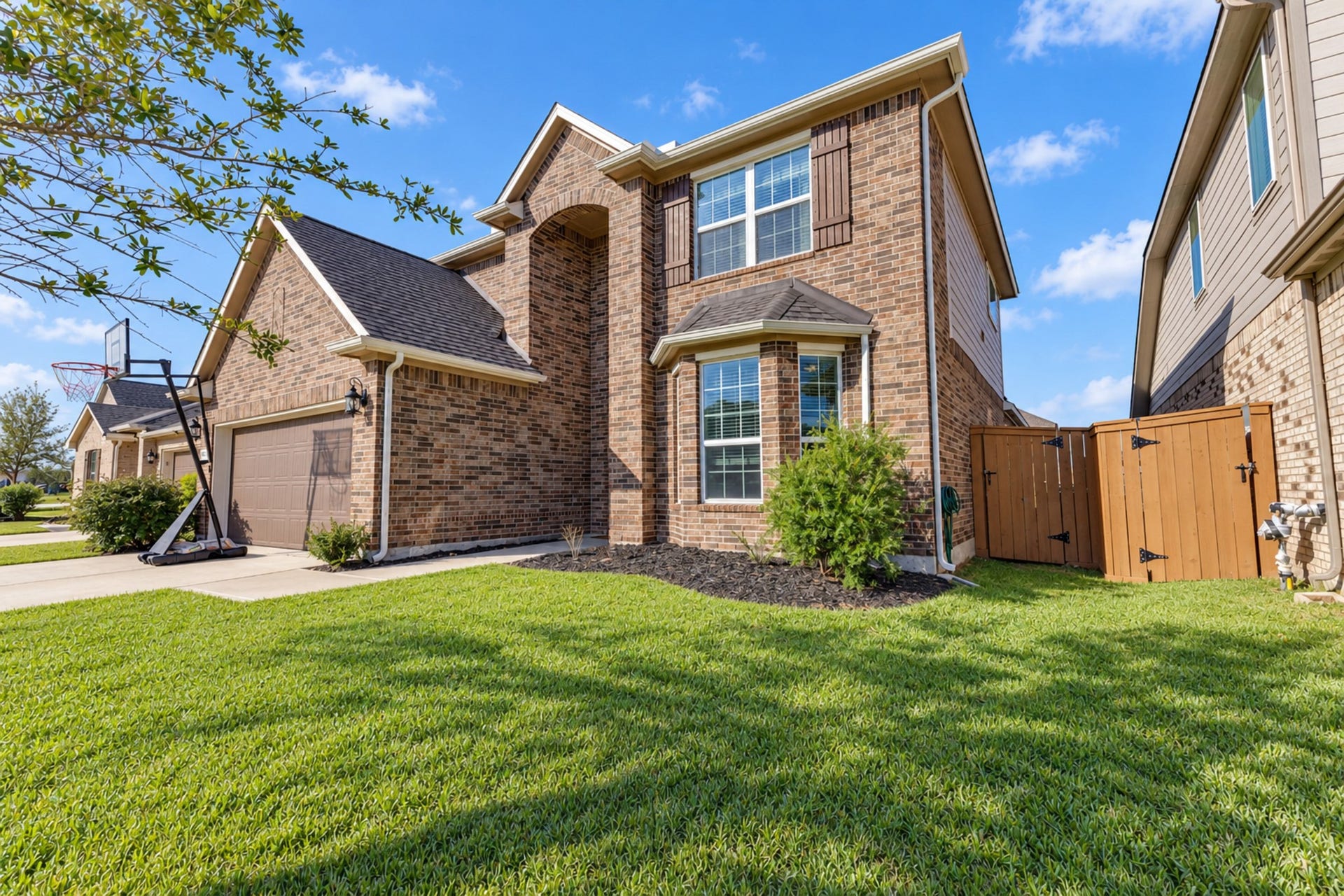 10842 Bodie Hills Drive, Rosharon, TX 77583 10842 Bodie Hills Drive, Rosharon, TX 77583