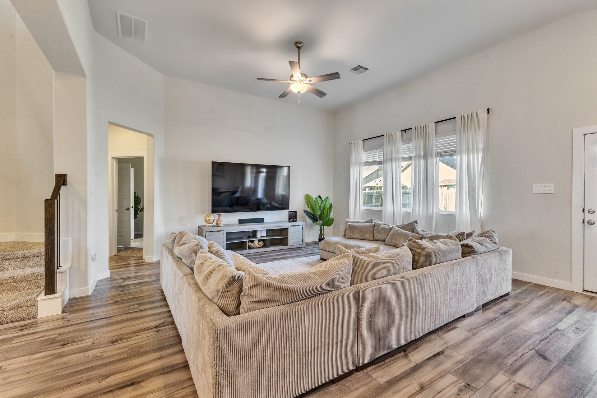 10842 Bodie Hills Drive, Rosharon, TX 77583 10842 Bodie Hills Drive, Rosharon, TX 77583
