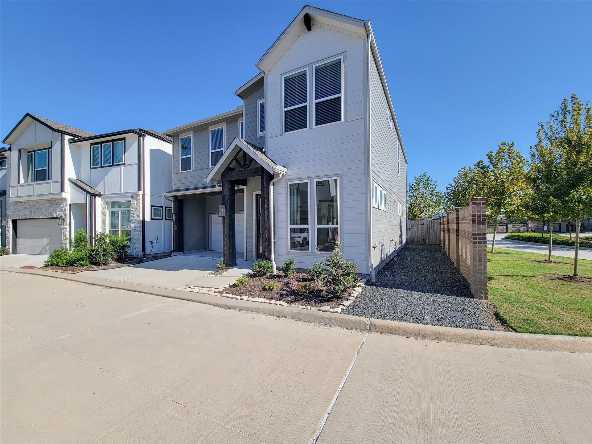 4204 Pleasing Breeze Drive, Houston, TX 77080