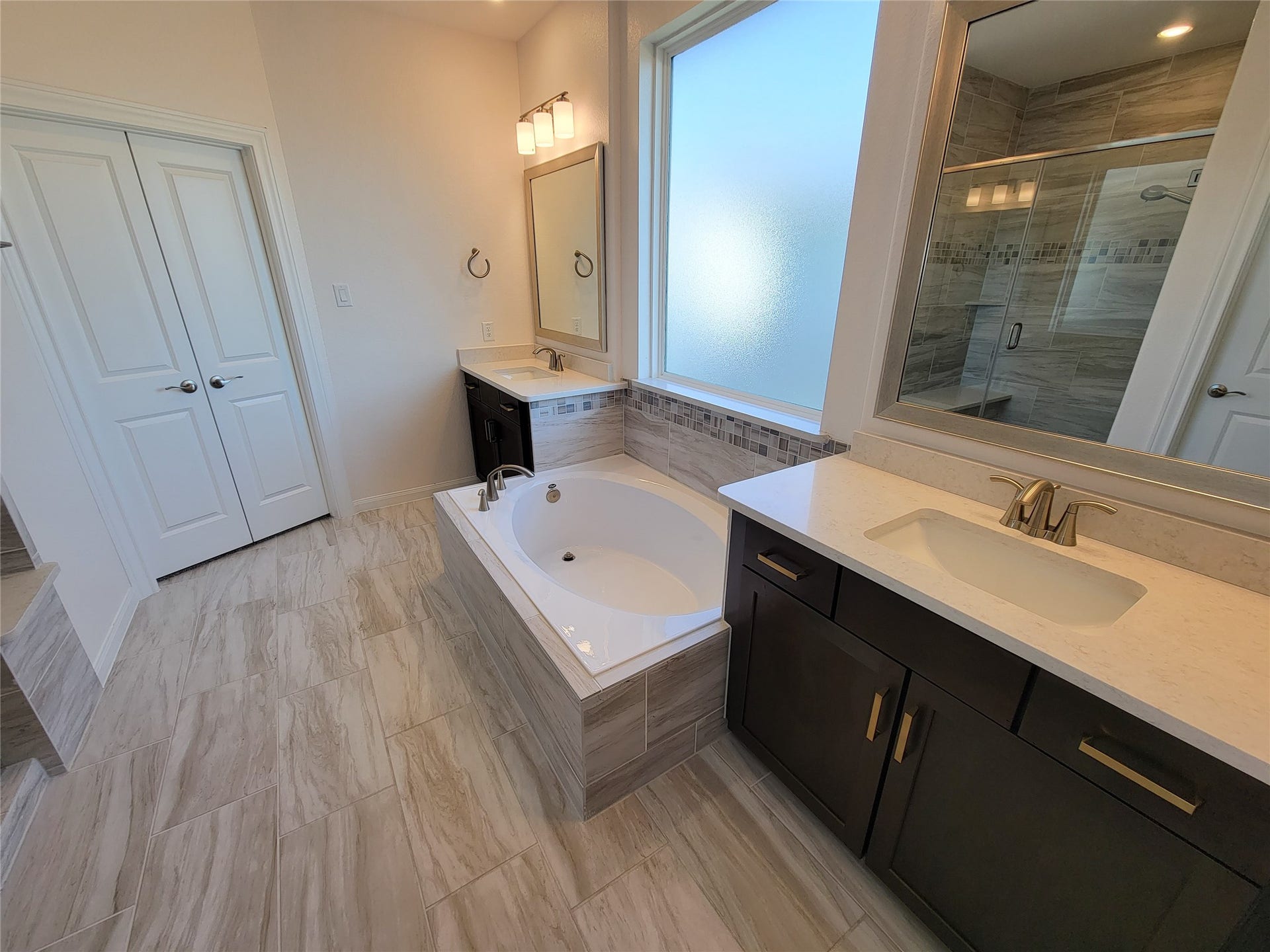 4204 Pleasing Breeze Drive, Houston, TX 77080