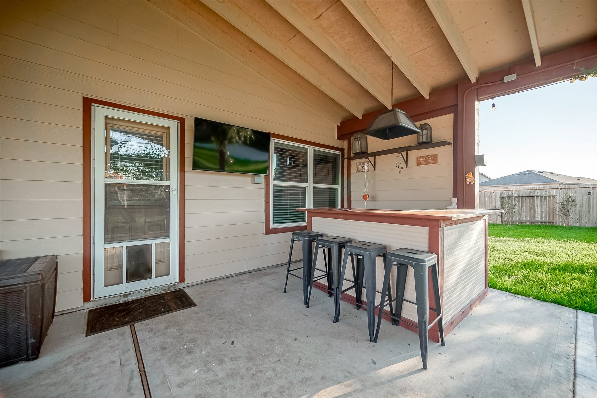 346 Apache Field Lane, La Marque, TX 77568 346 Apache Field Lane, La Marque, TX 77568