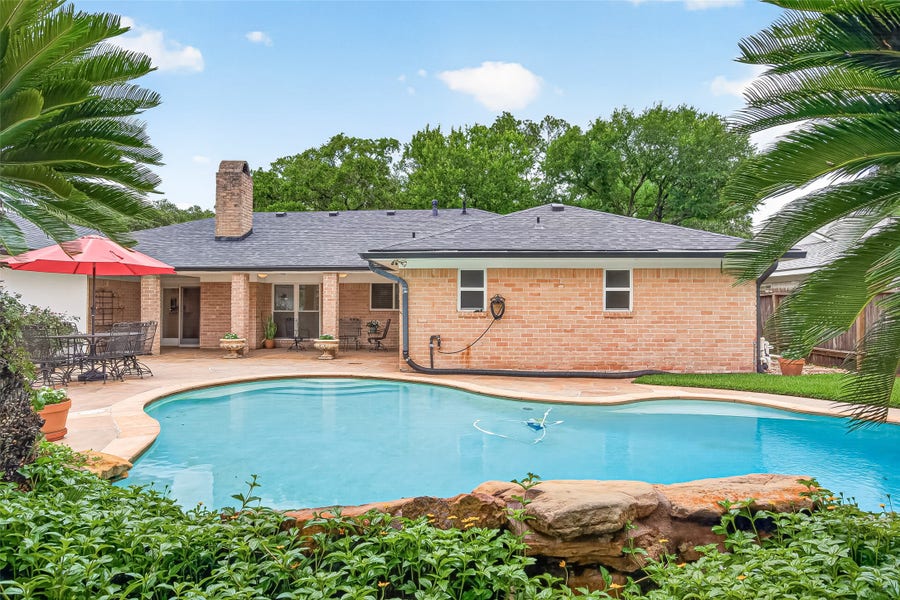 Property photo for 3031 Broadmoor Drive, Sugar Land, TX