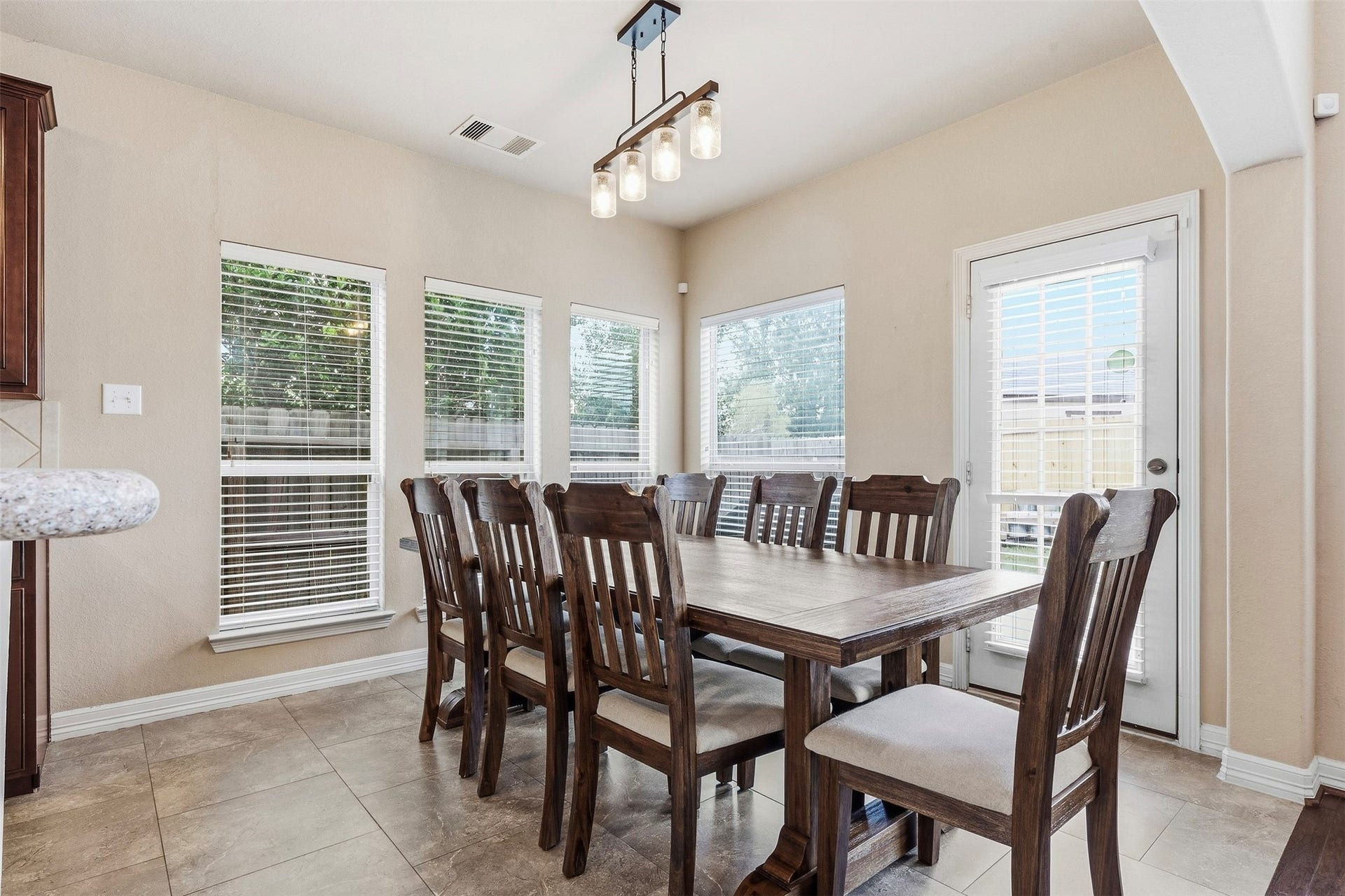 21615 Hansom Drive, Porter, TX 77365 21615 Hansom Drive, Porter, TX 77365