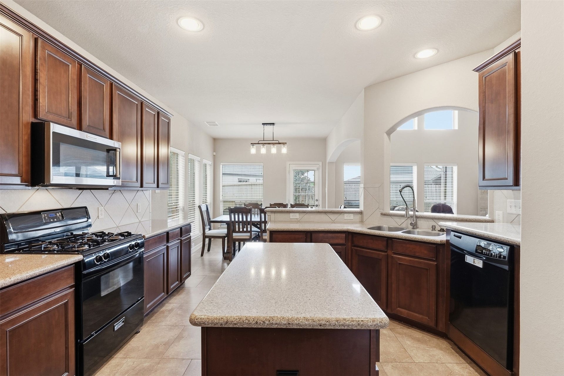 21615 Hansom Drive, Porter, TX 77365 21615 Hansom Drive, Porter, TX 77365