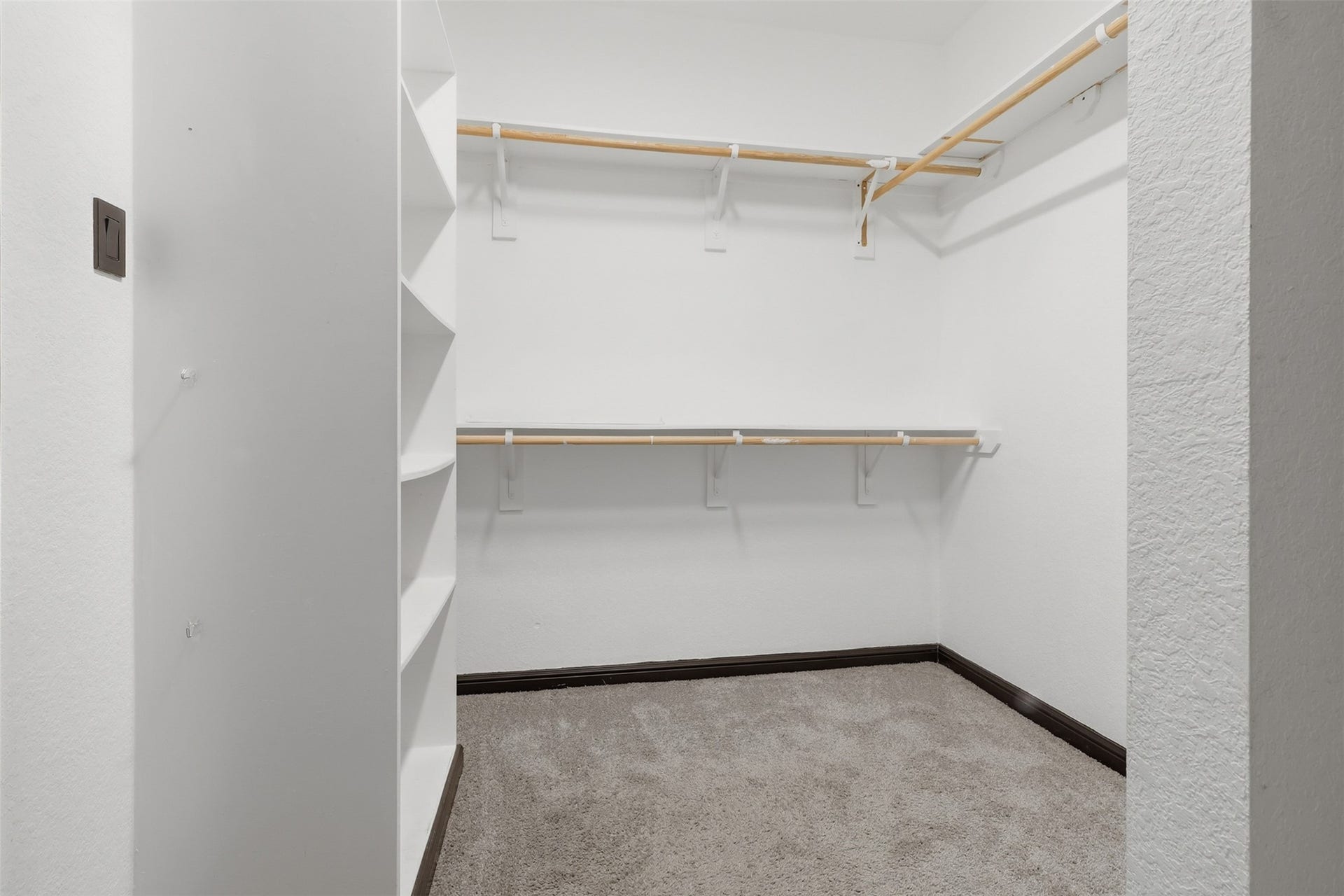 27947 Hendrix Park Drive, Spring, TX 77386 27947 Hendrix Park Drive, Spring, TX 77386