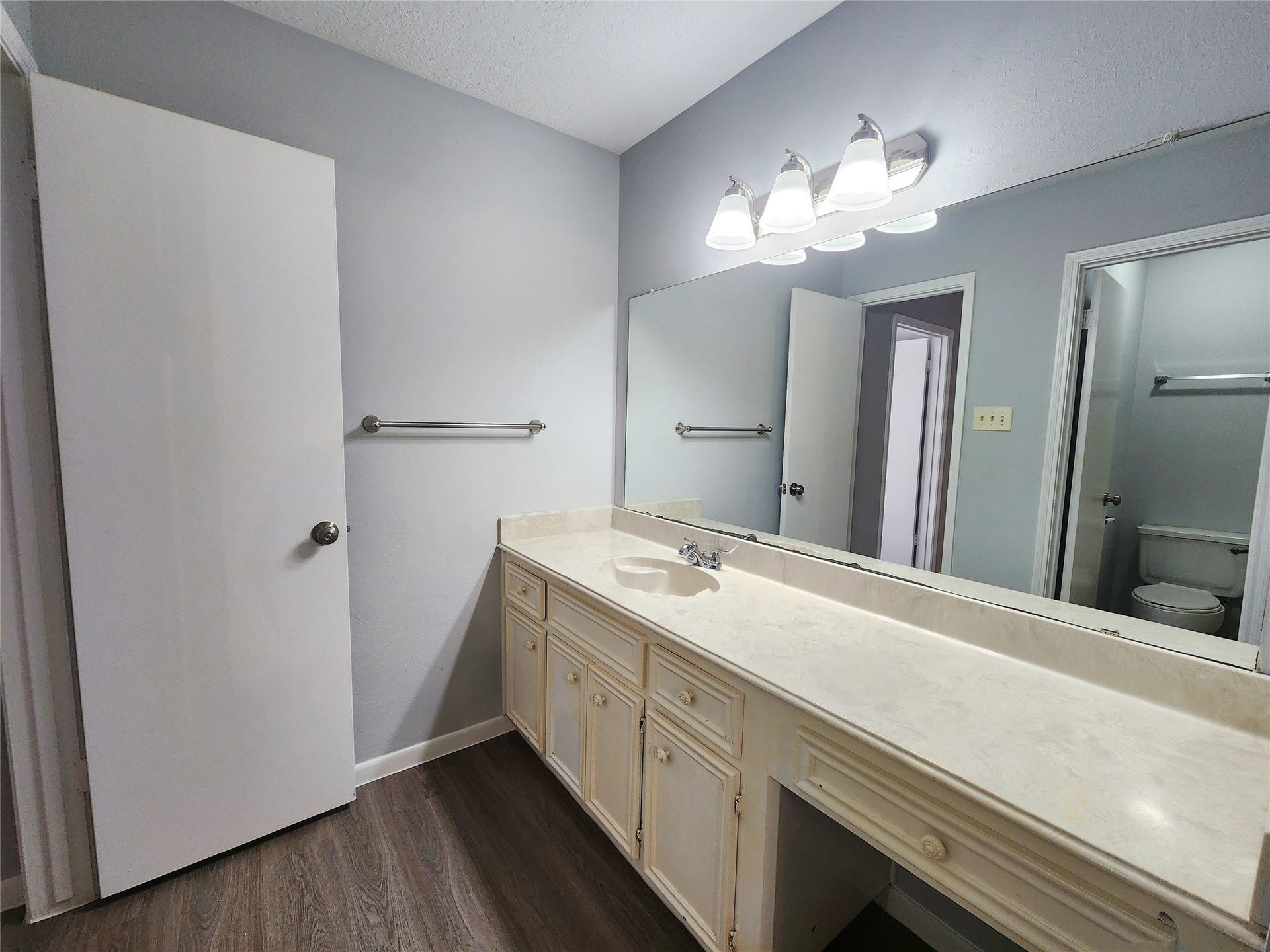 15006 Yorktown Colony Drive, Houston, TX 77084 15006 Yorktown Colony Drive, Houston, TX 77084